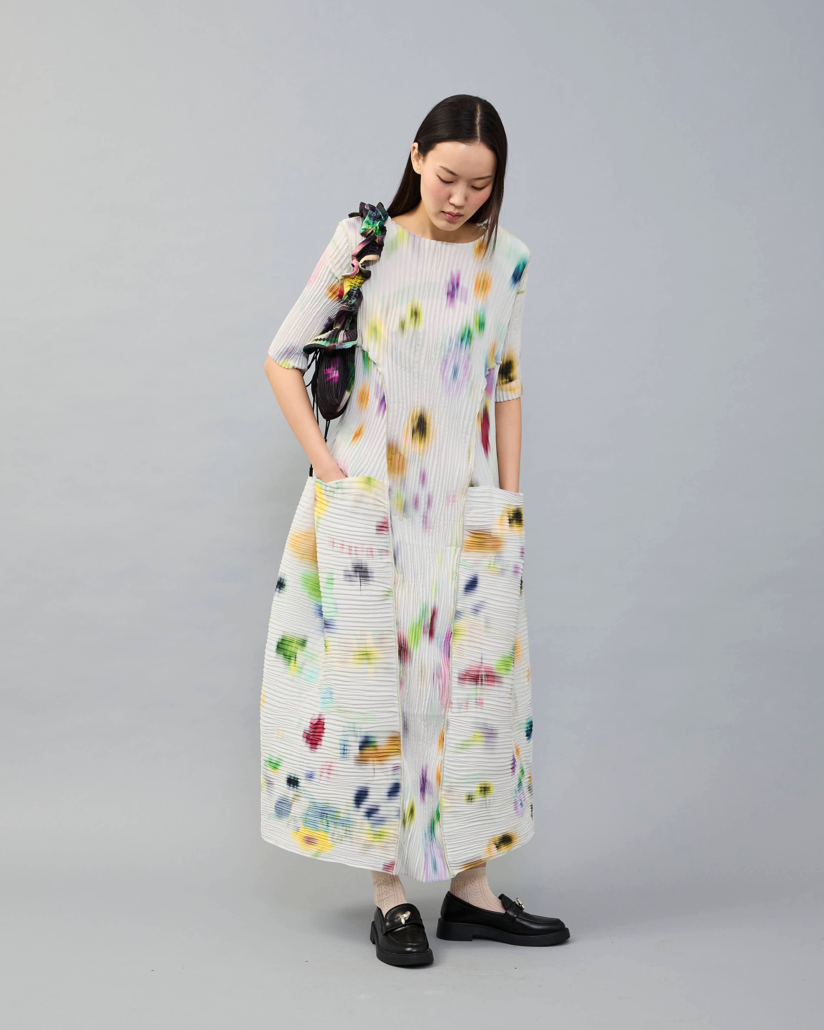Handpleated Uma Dress in light Mayu