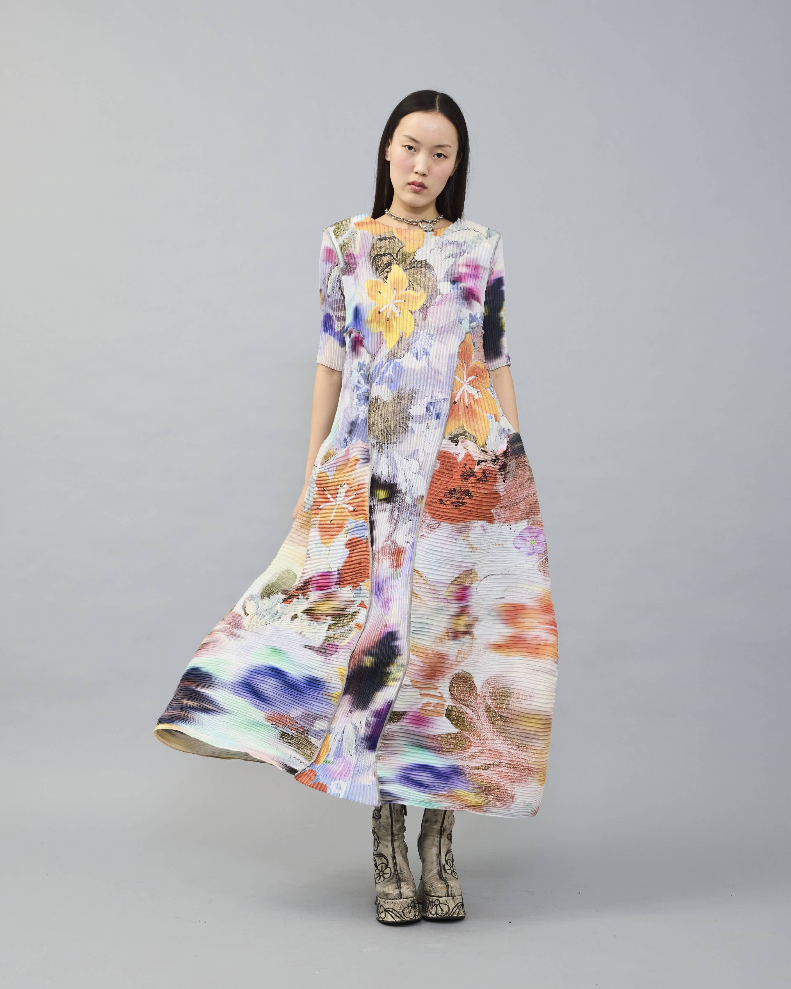 Uma Handpleated Dress in Lilia