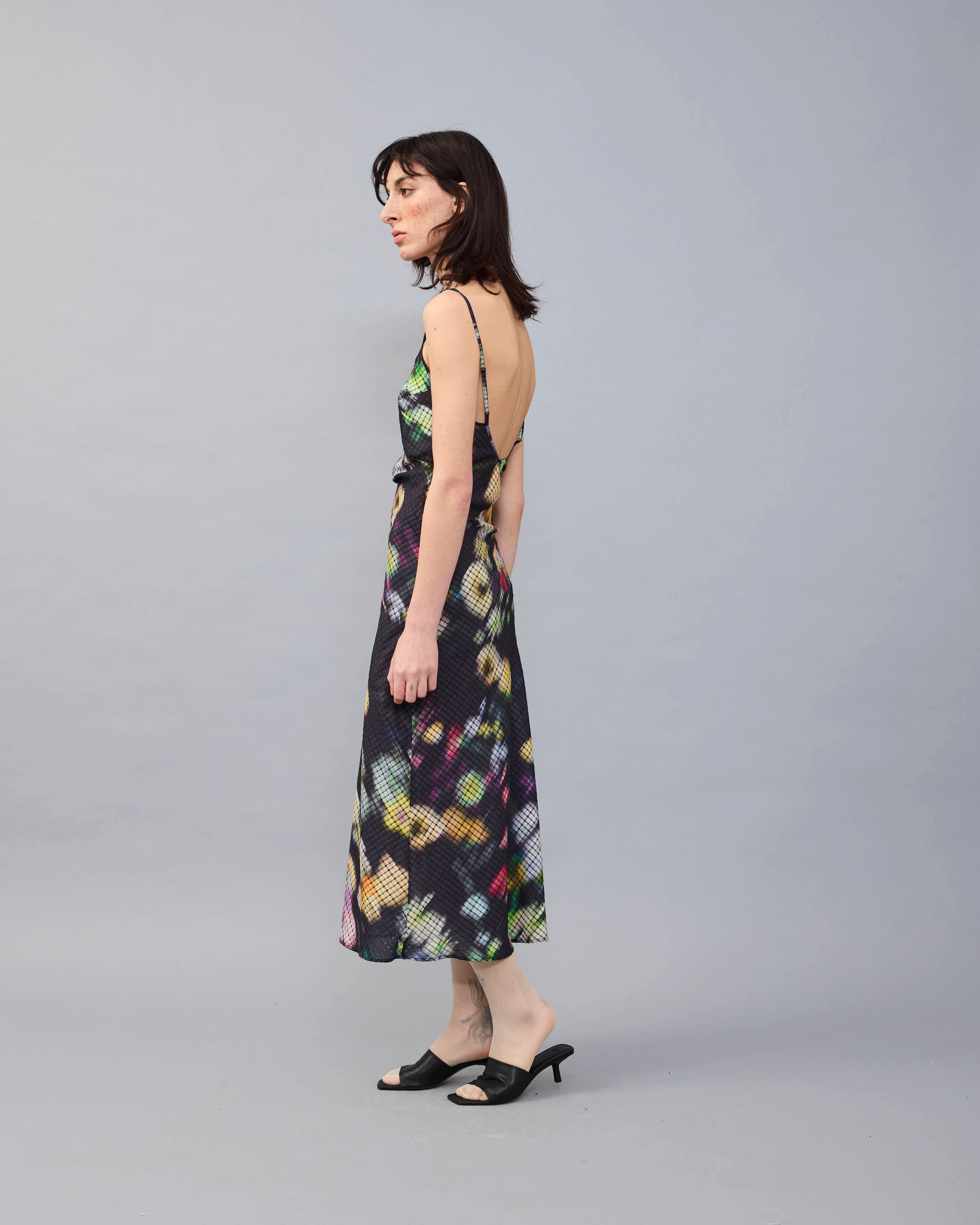 Lexi Dress in dark Mayu