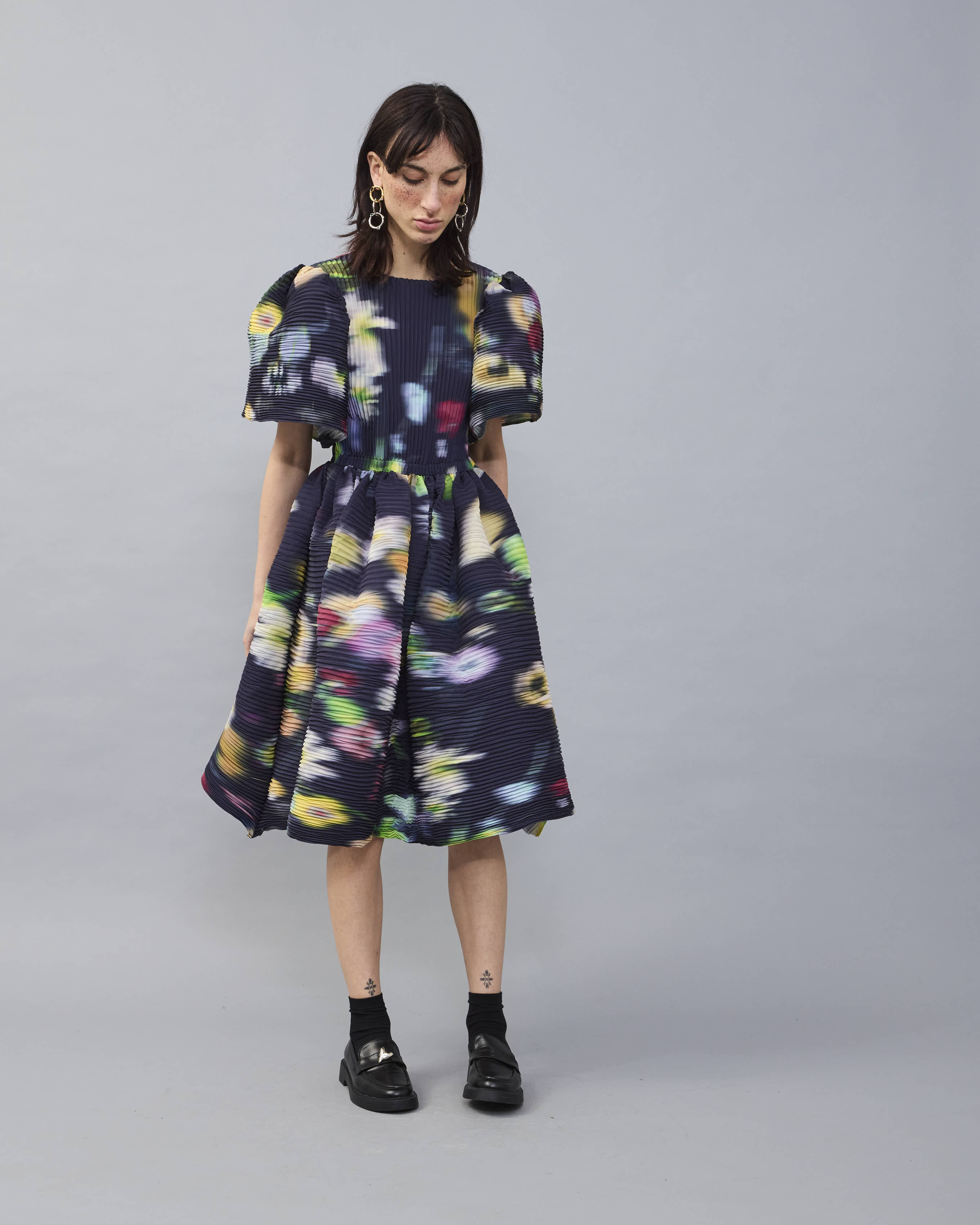 Handpleated Swani Dress in dark Mayu