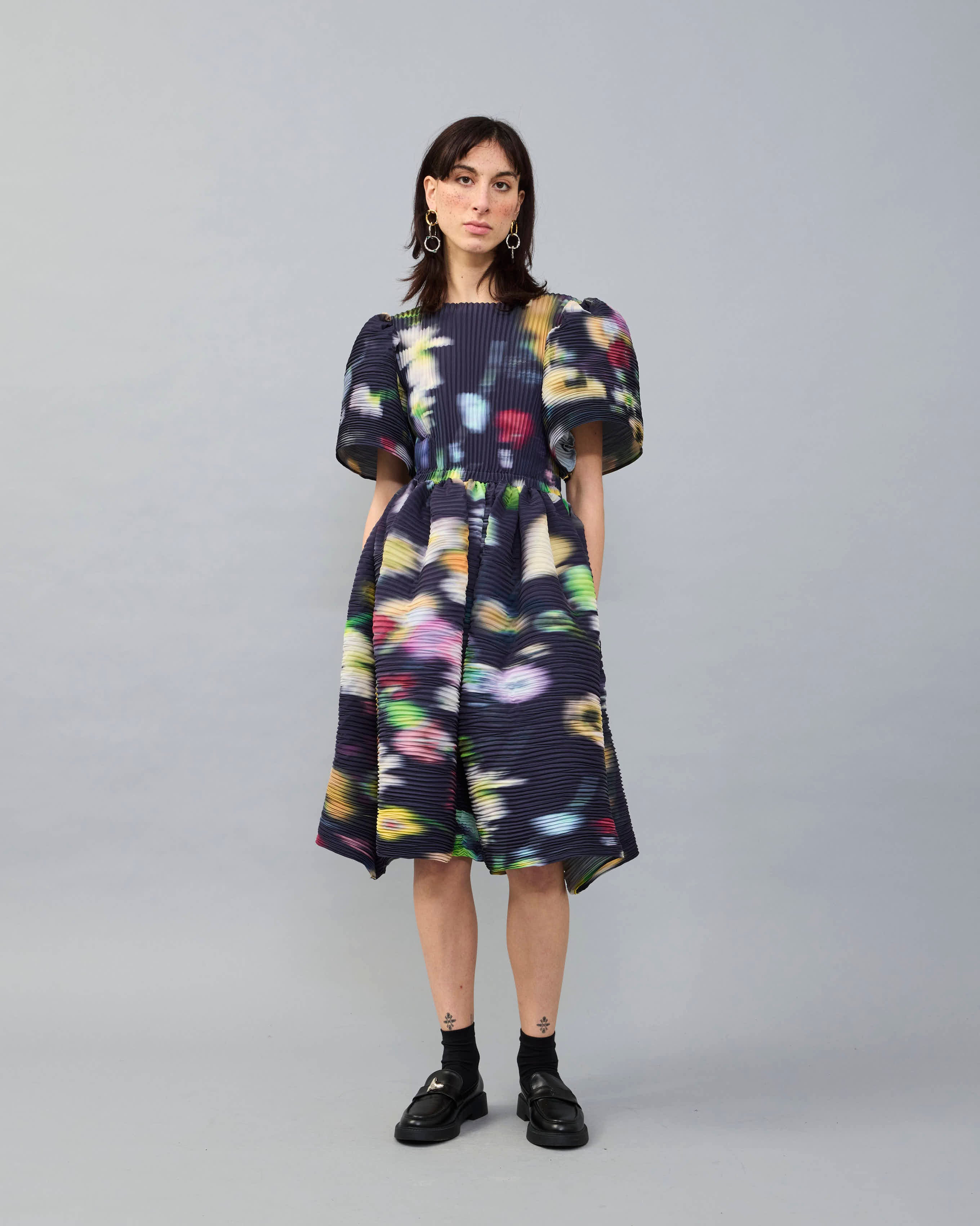 Handpleated Swani Dress in dark Mayu