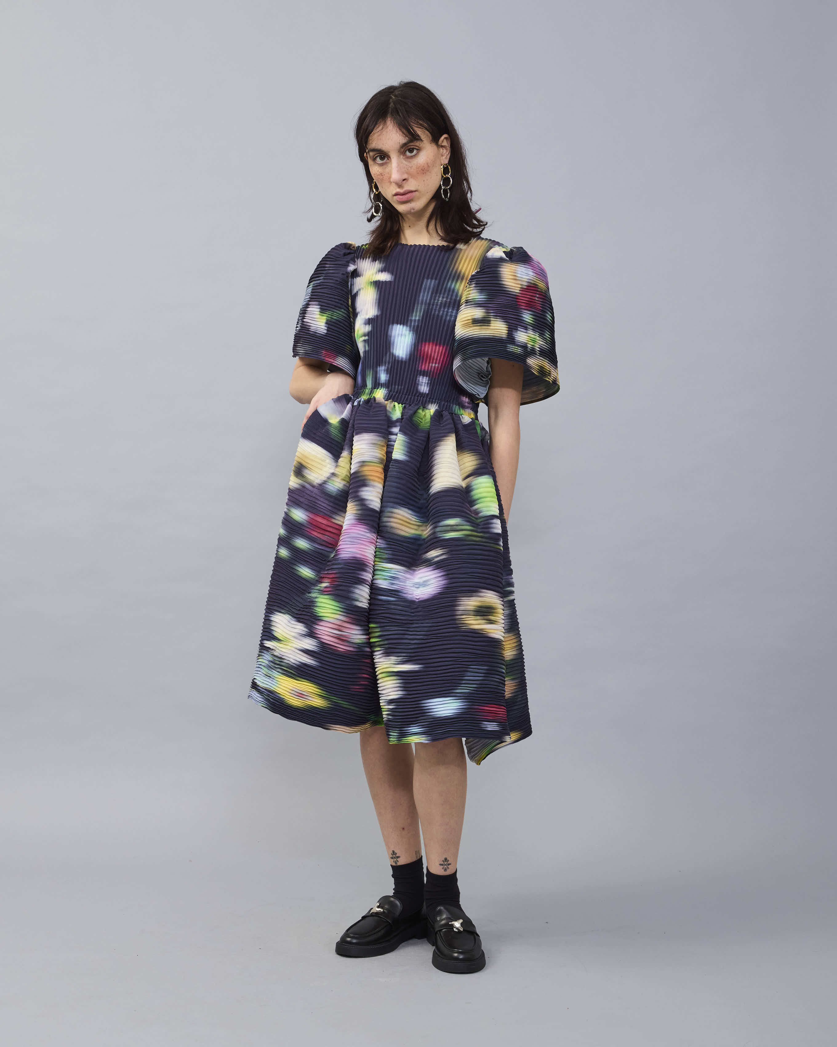Handpleated Swani Dress in dark Mayu