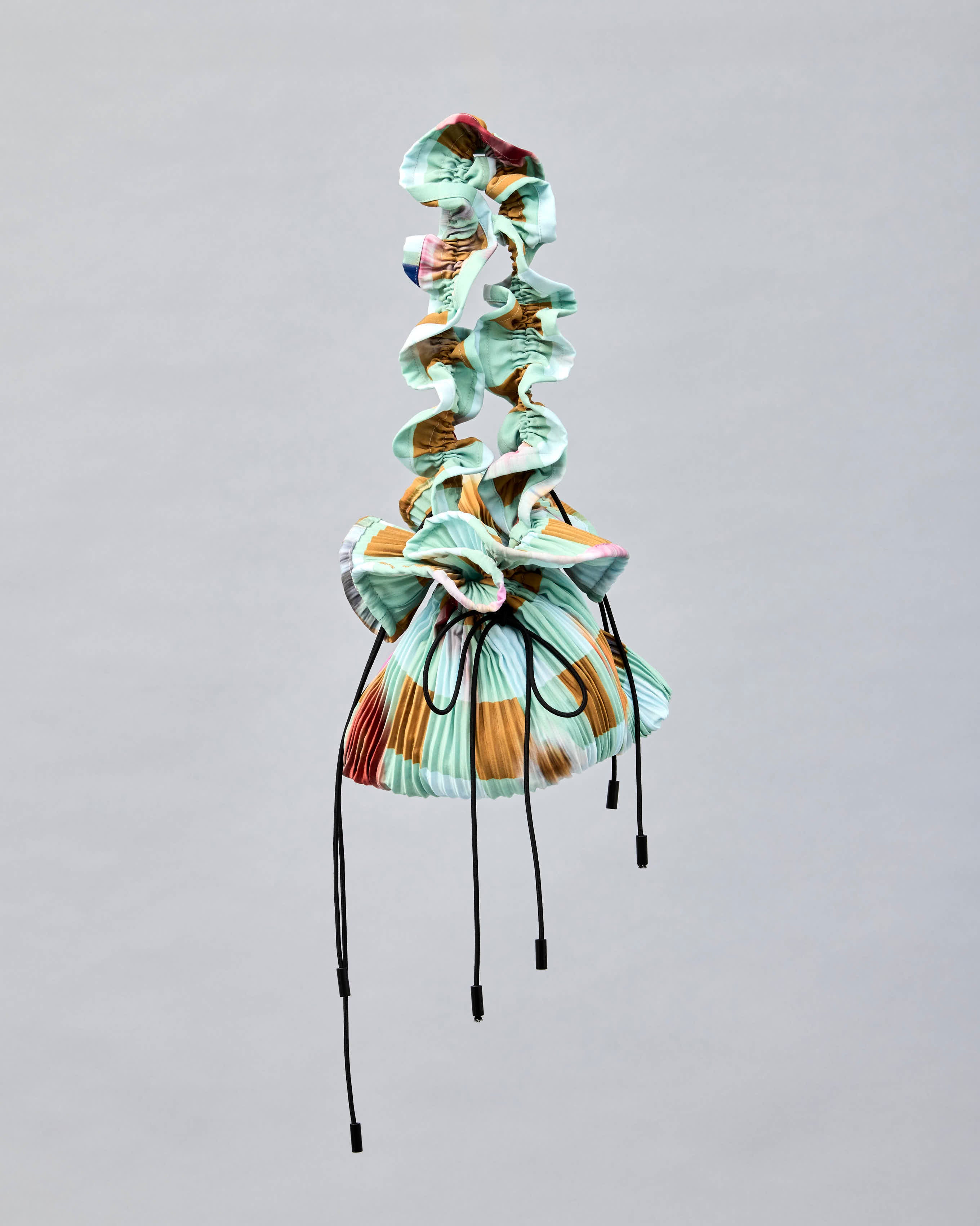 Wanda Handpleated Bag in Sven