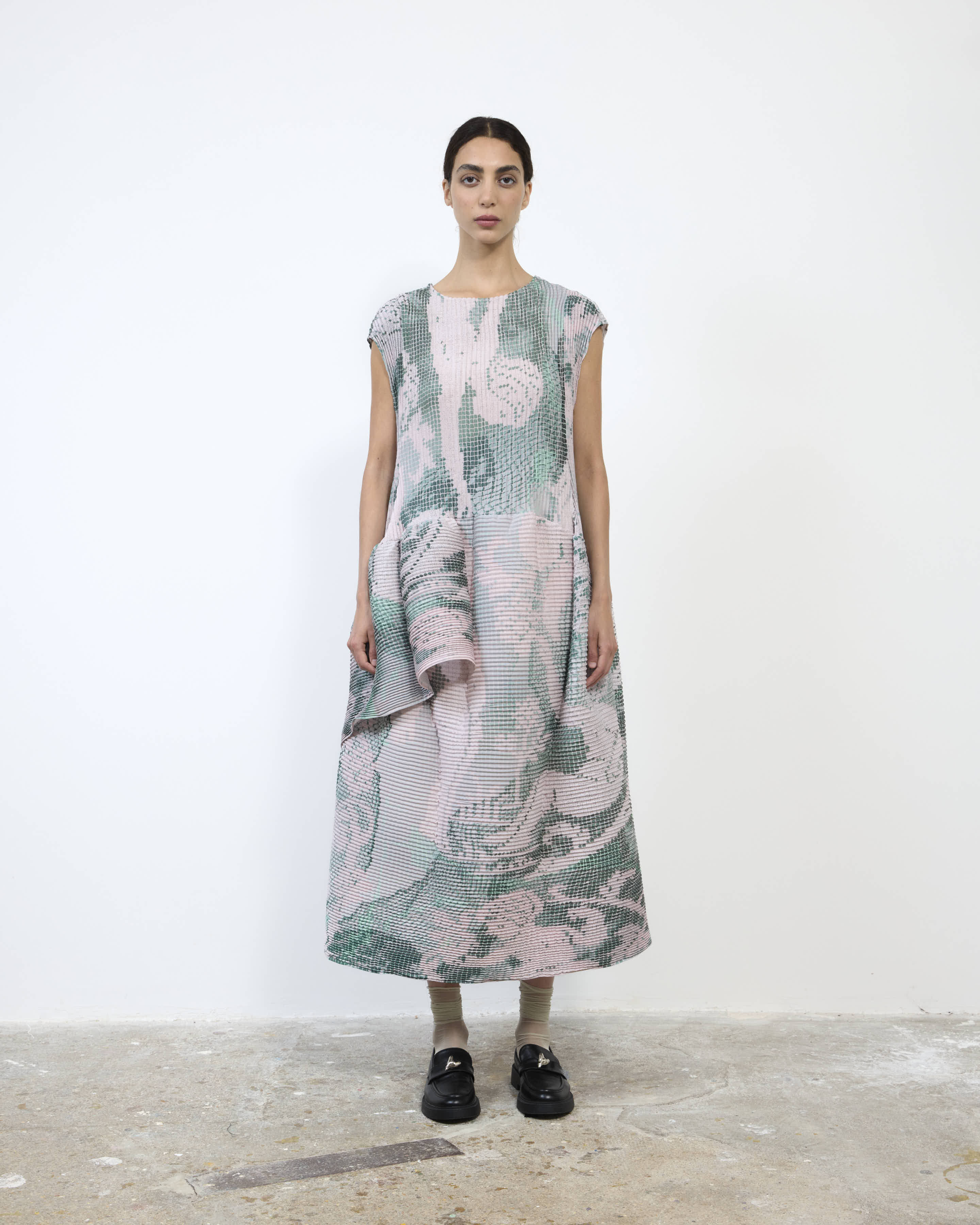 HANDPLEATED MAYA DRESS IN SERAPHIN