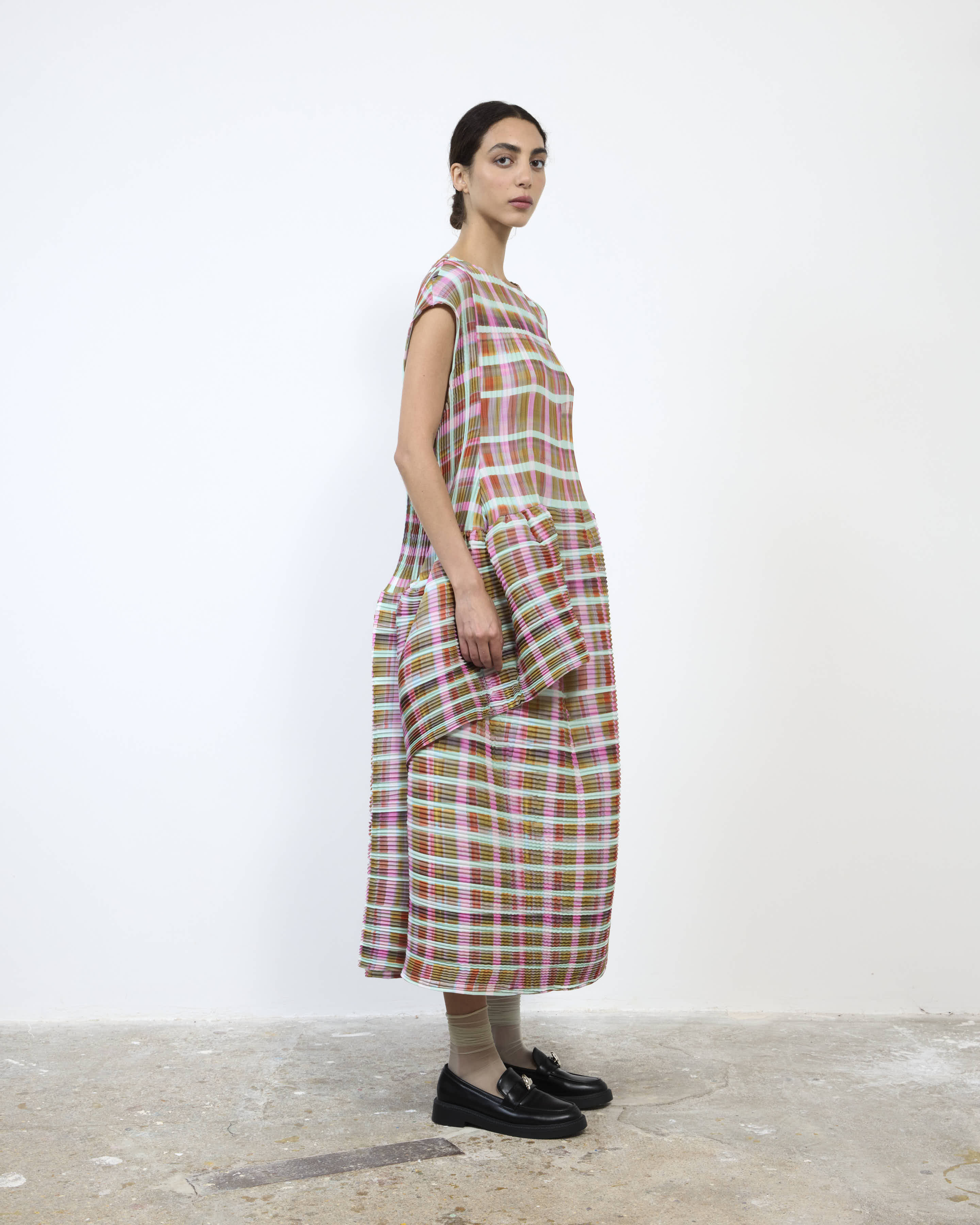 HANDPLEATED MAYA DRESS IN TAREK