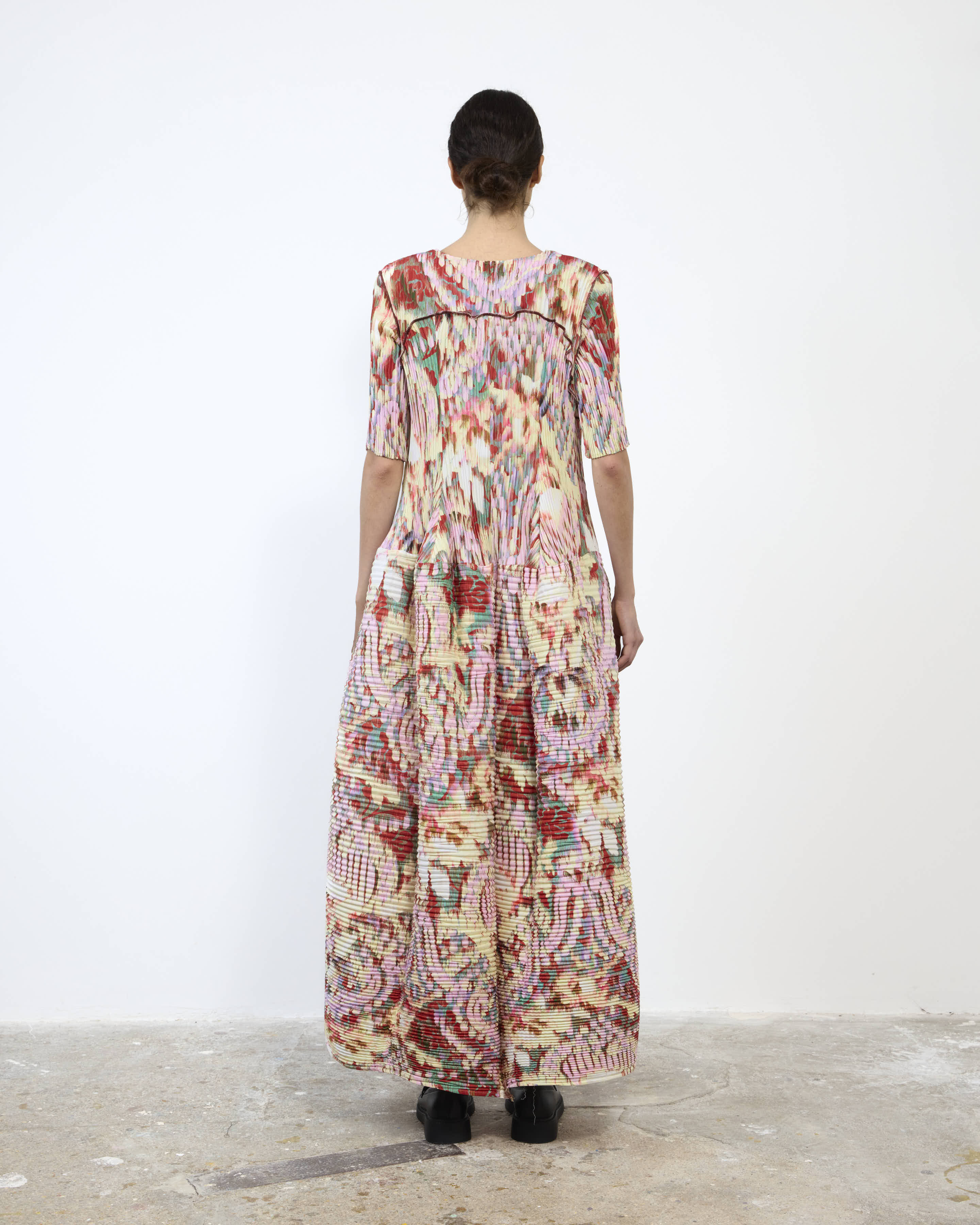 HANDPLEATED UMA DRESS IN JIM