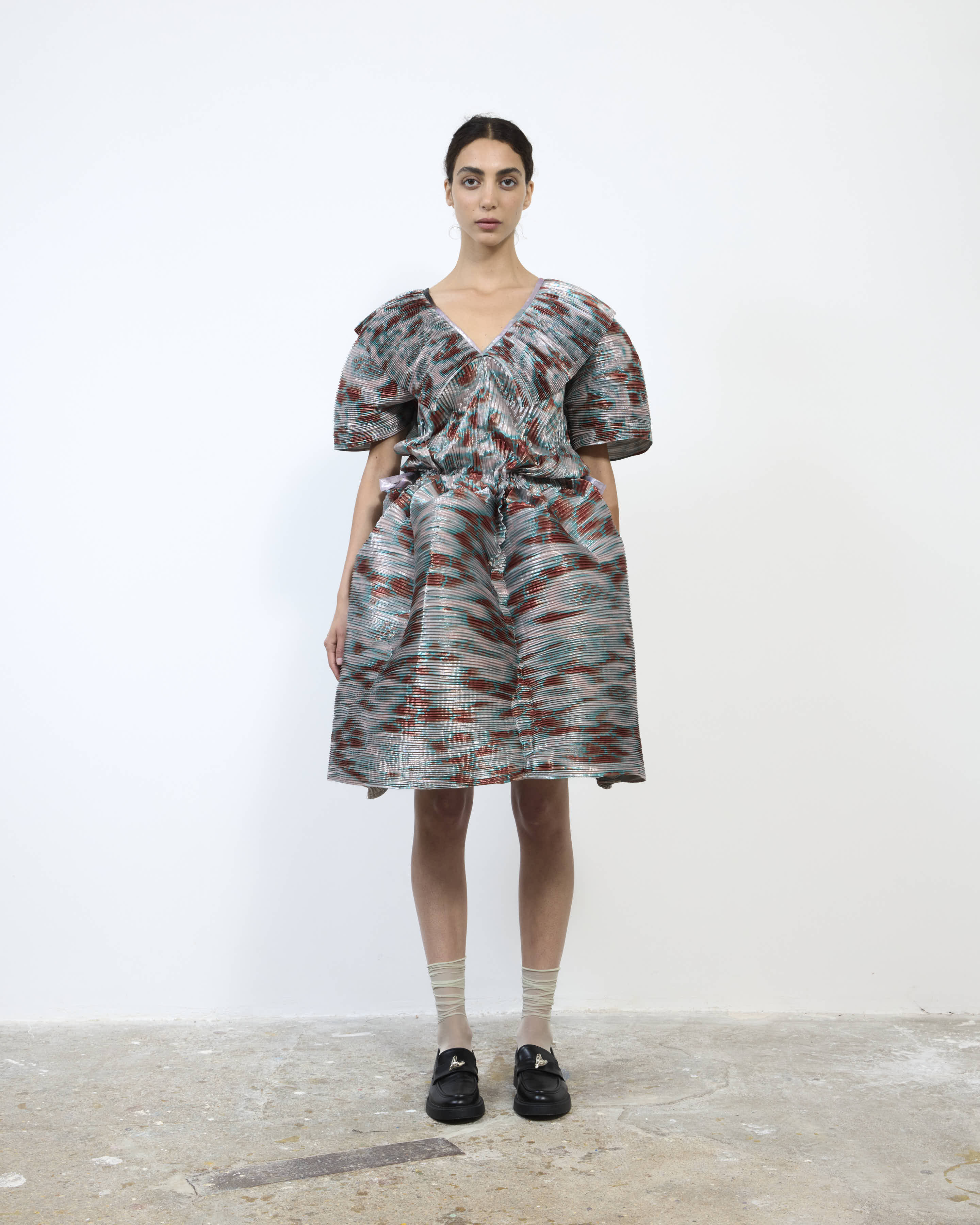 HANDPLEATED NIKA DRESS IN METALLIC GALLIA