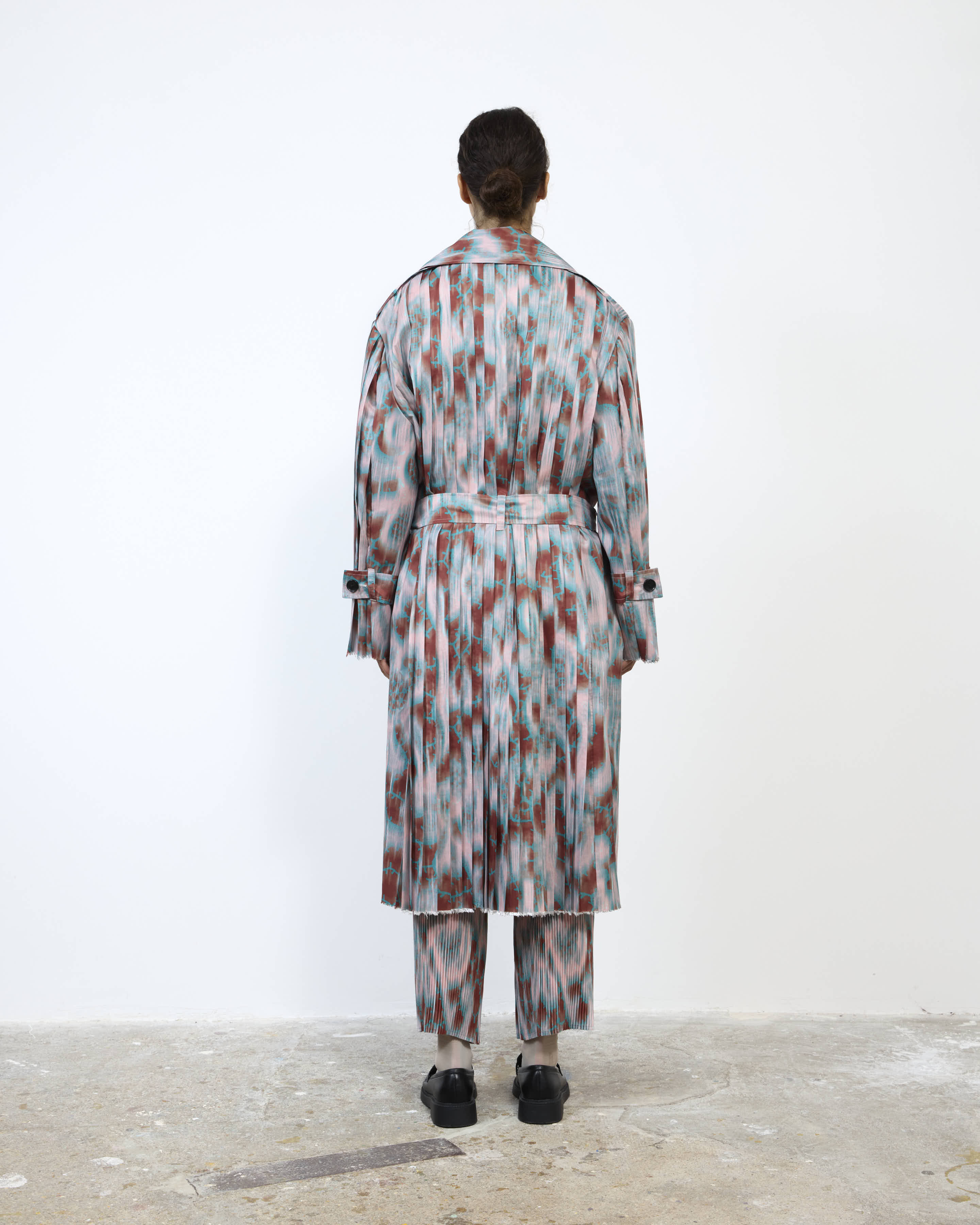 EMIL PLEATED COAT IN GALLIA