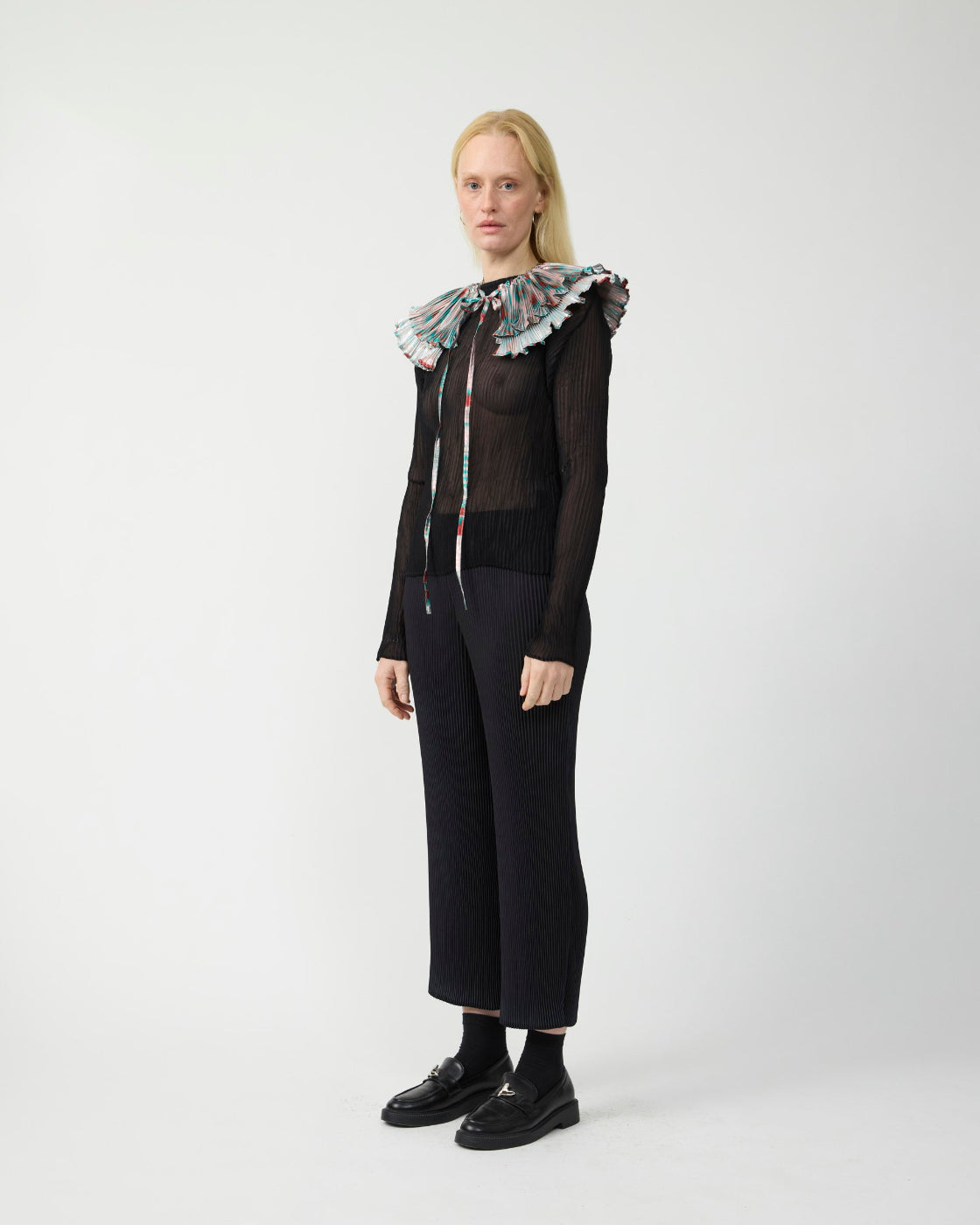 Winnie Pleated Collar in Metallic Gallia