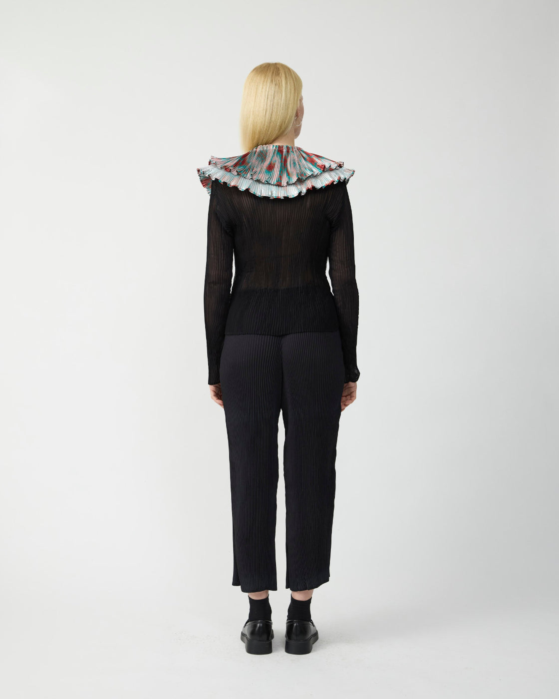 Winnie Pleated Collar in Metallic Gallia