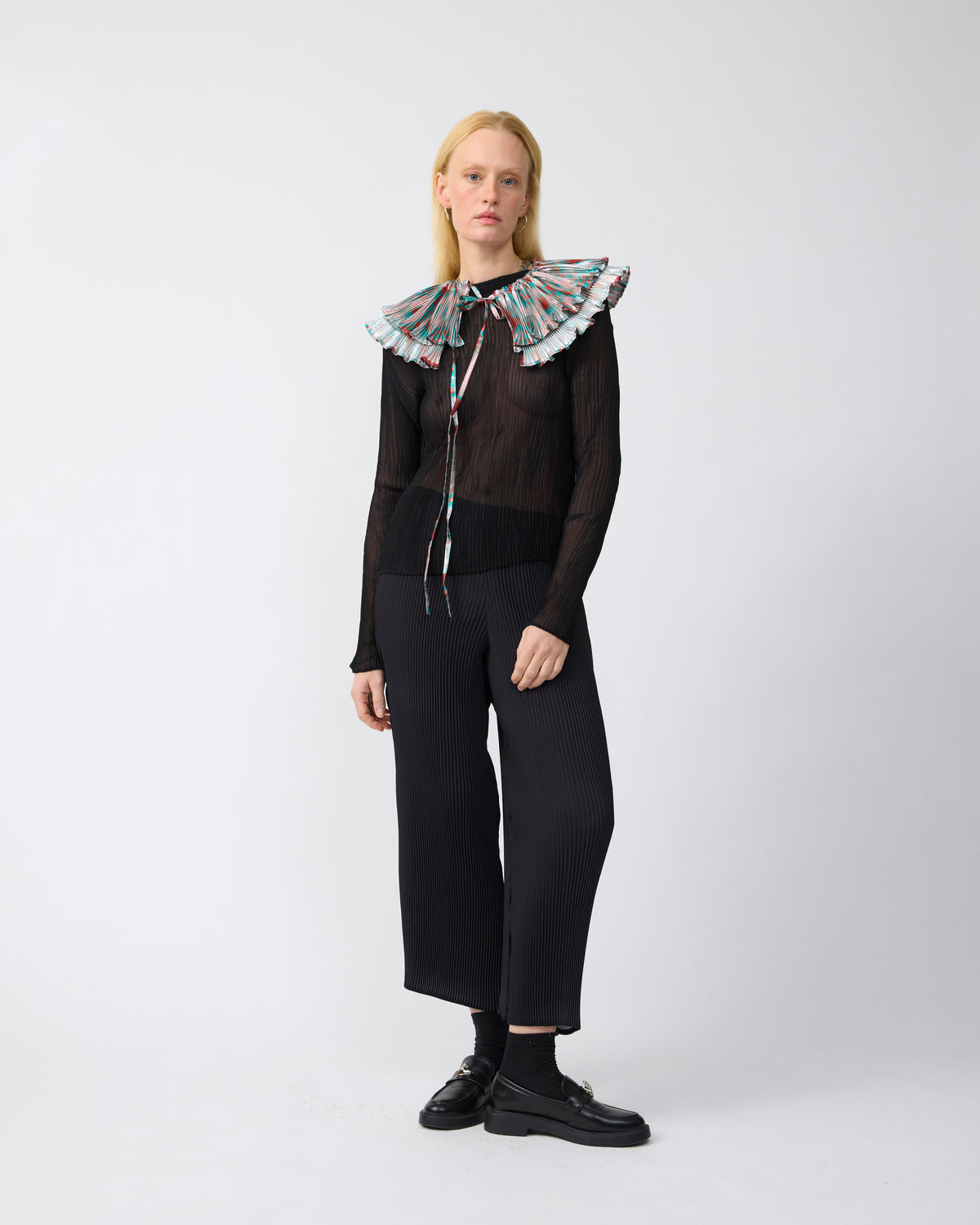 Winnie Pleated Collar in Metallic Gallia