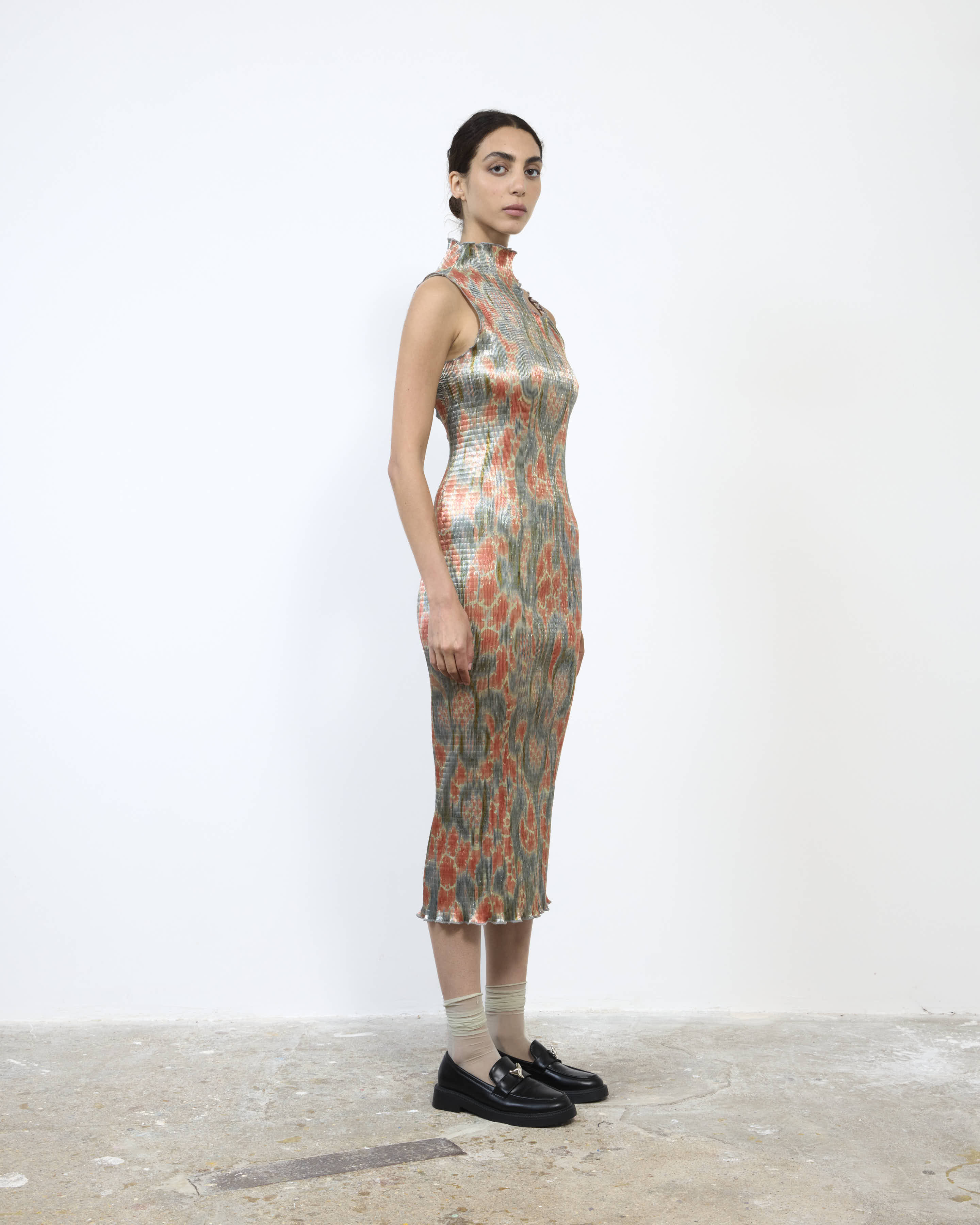 TITO SMOCKED DRESS IN METALLIC GALLIA