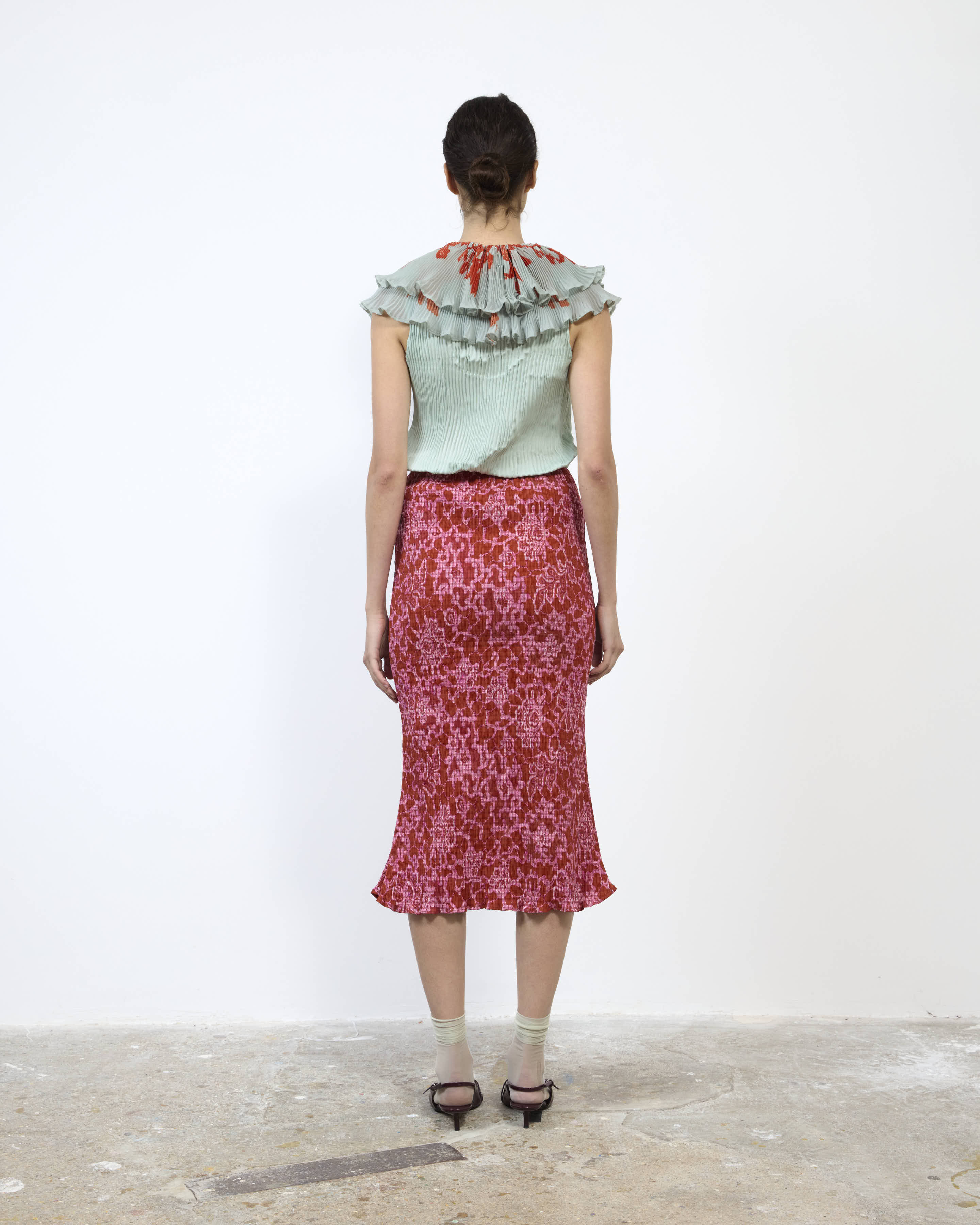 WINNIE PLEATED COLLAR IN SANSA