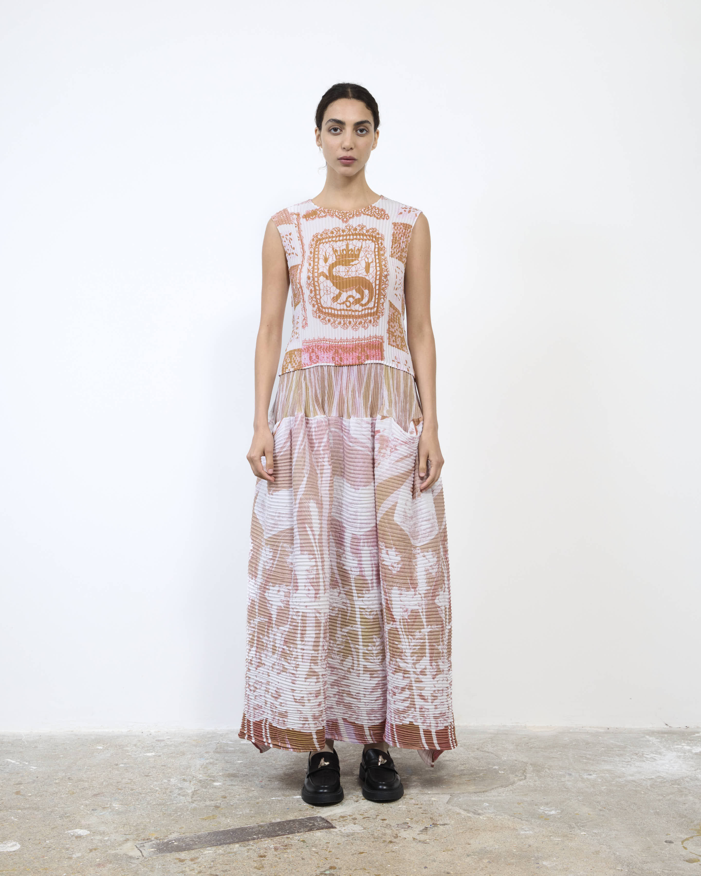 THELMA PLEATED TOP IN APO