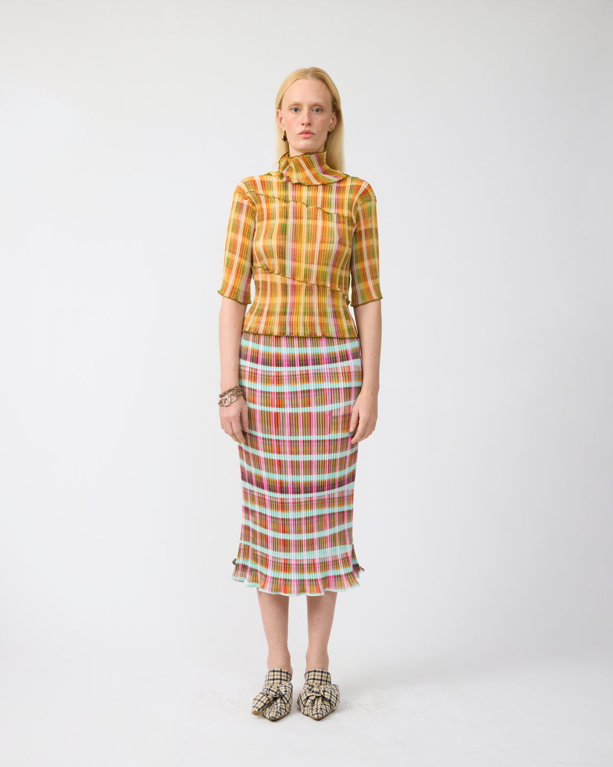 Lasse Pleated Top in Tarek