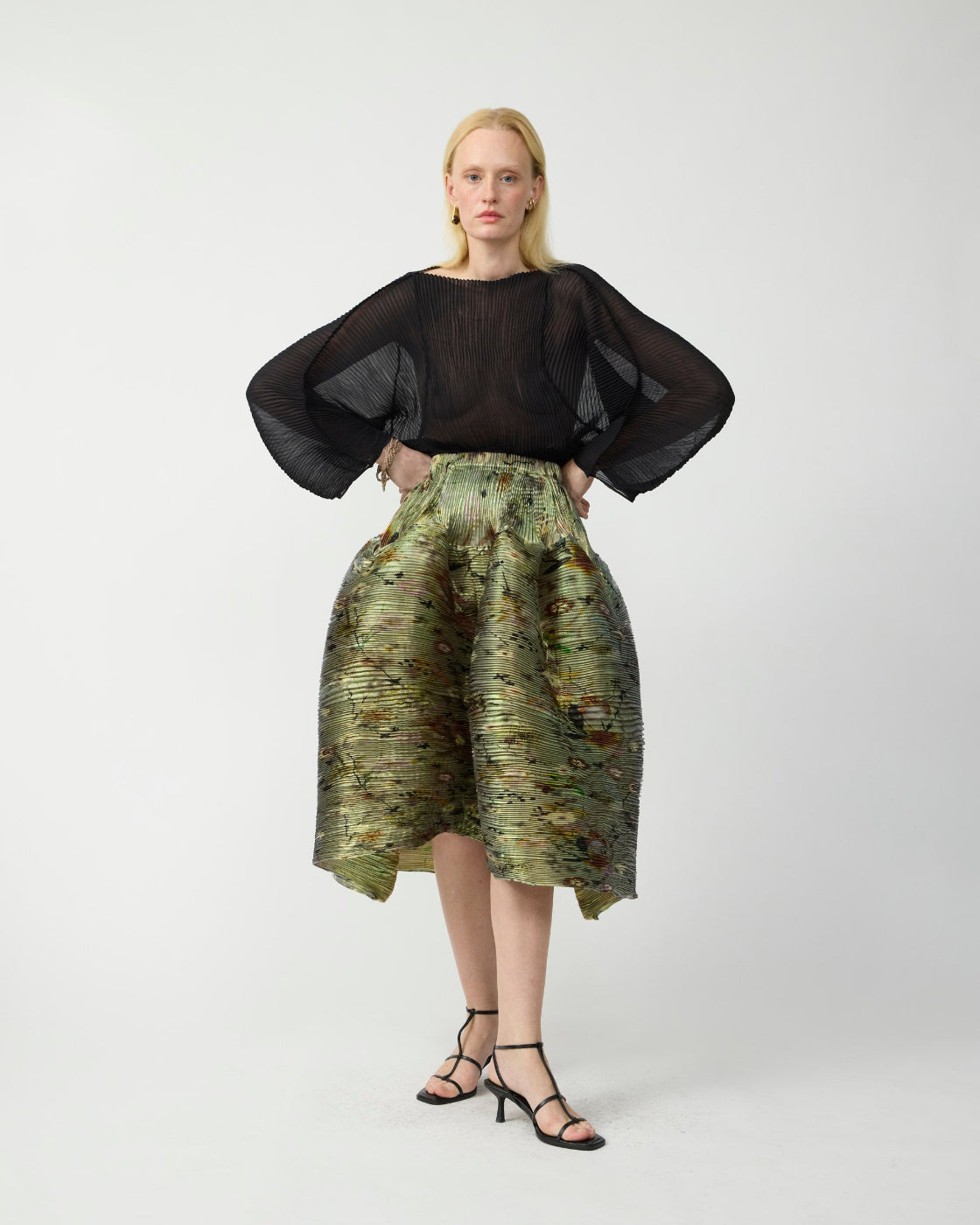 Rana Handpleated Top in Black – Julia Heuer