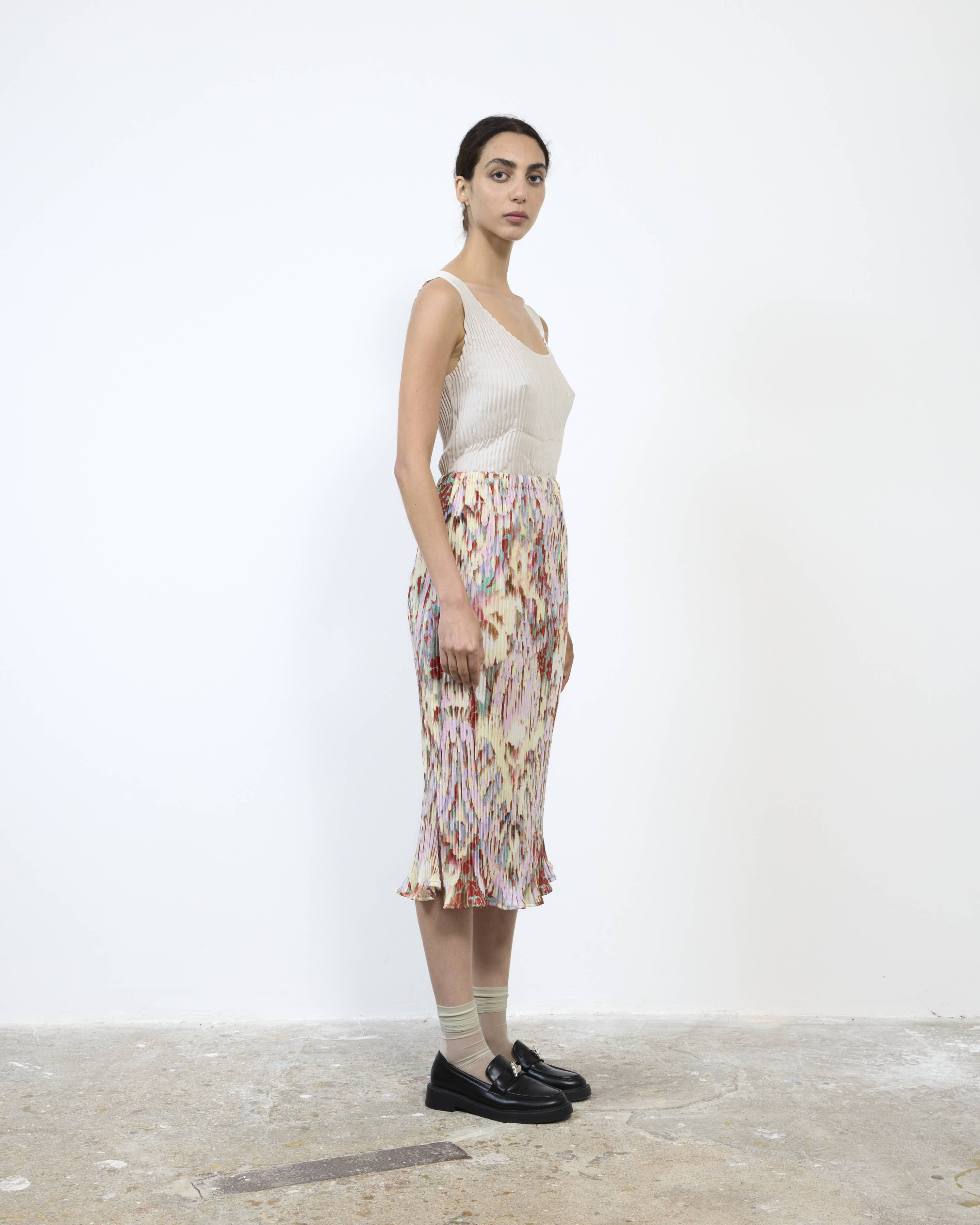 MILLA PLEATED SKIRT IN JIM