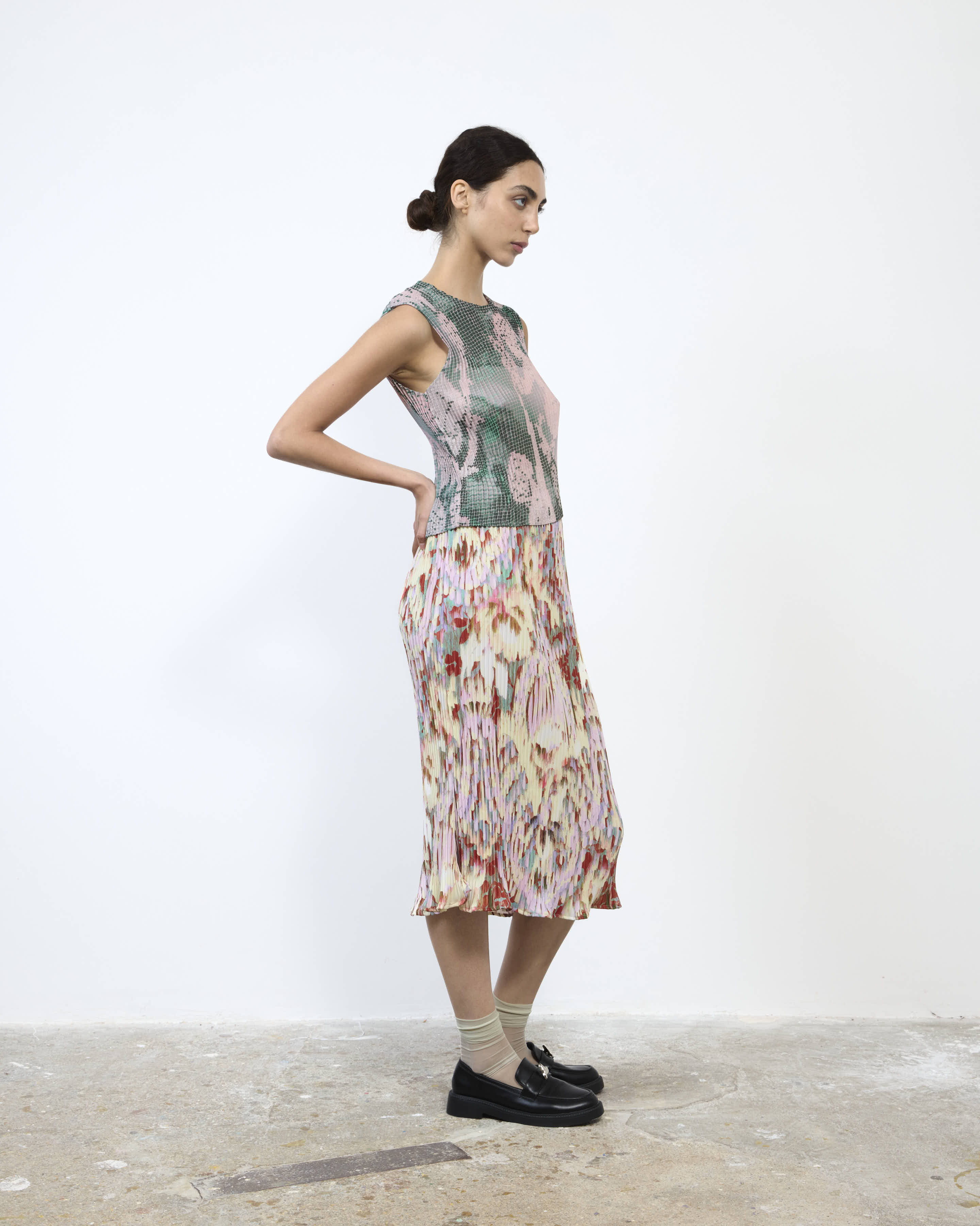 THELMA PLEATED TOP IN SERAPHIN