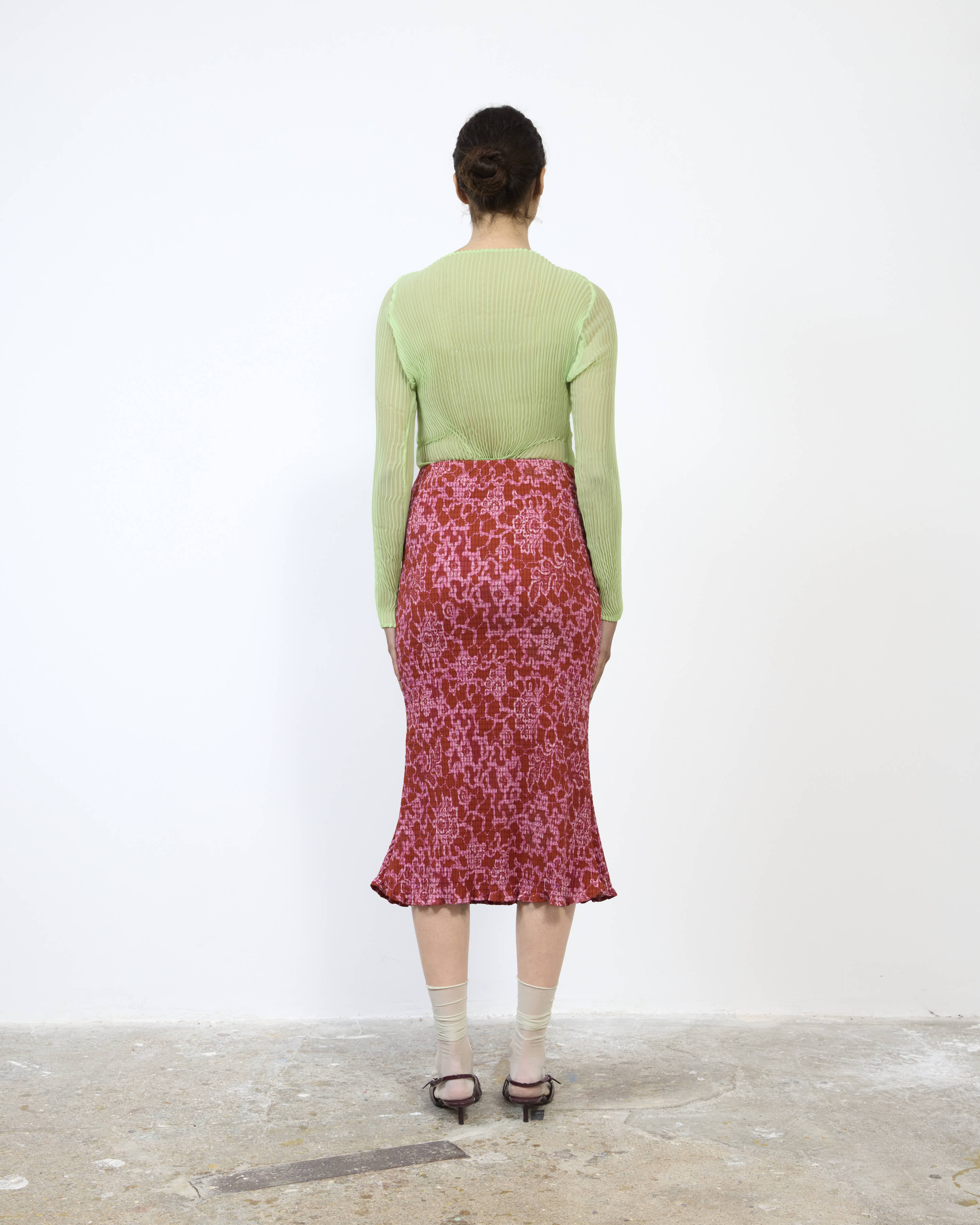 FINN SMOCKED SKIRT IN SANSA