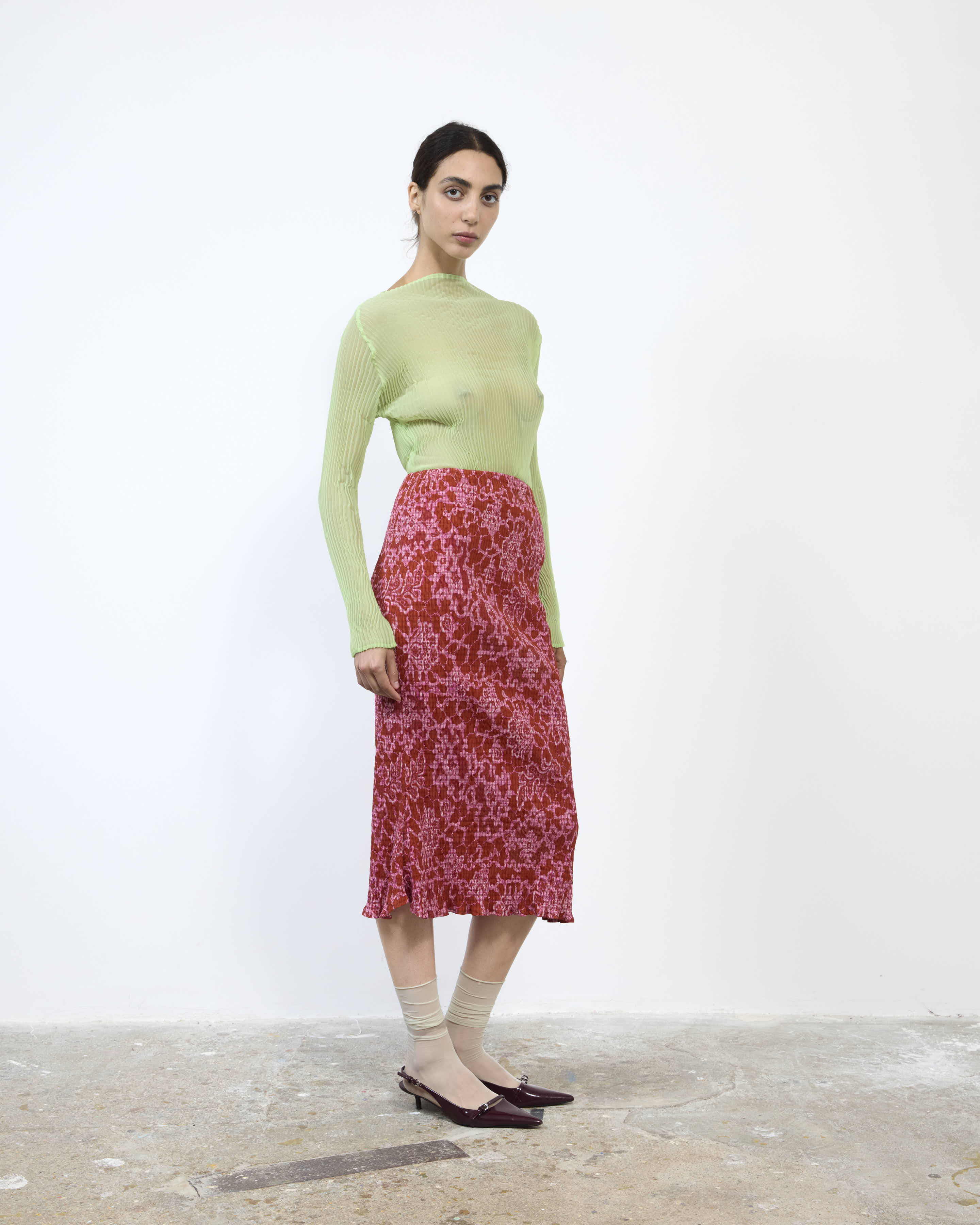 FINN SMOCKED SKIRT IN SANSA