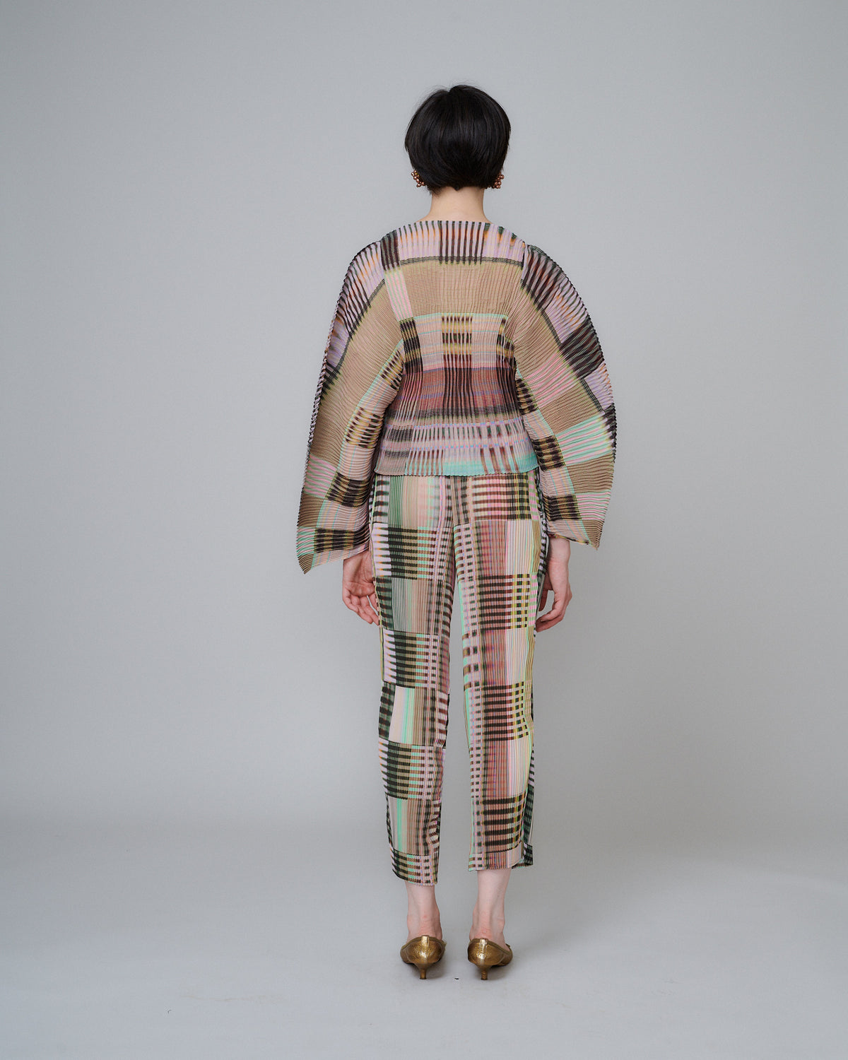 Rana Handpleated Top in Holm