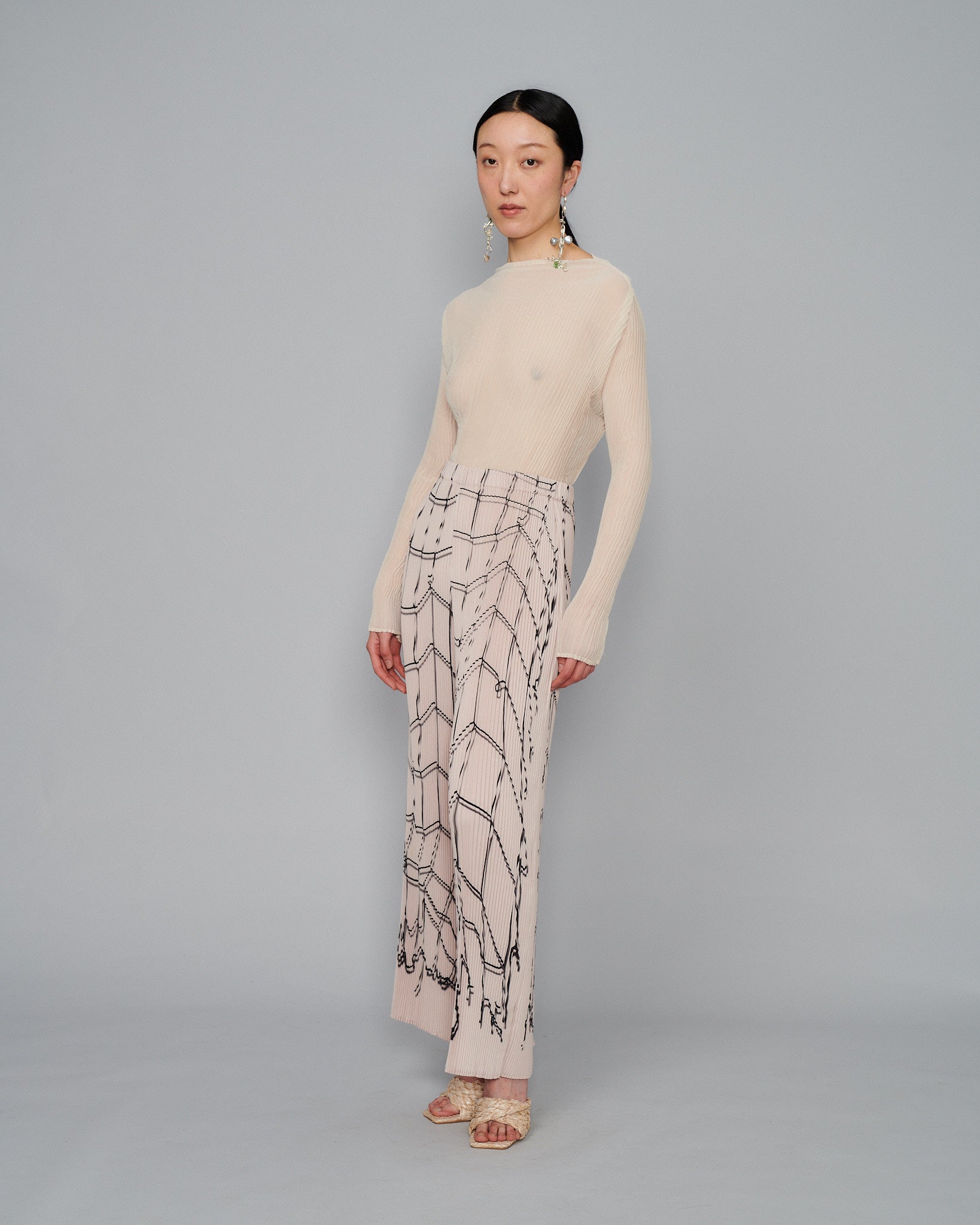 Lee Handpleated Top in Off-White