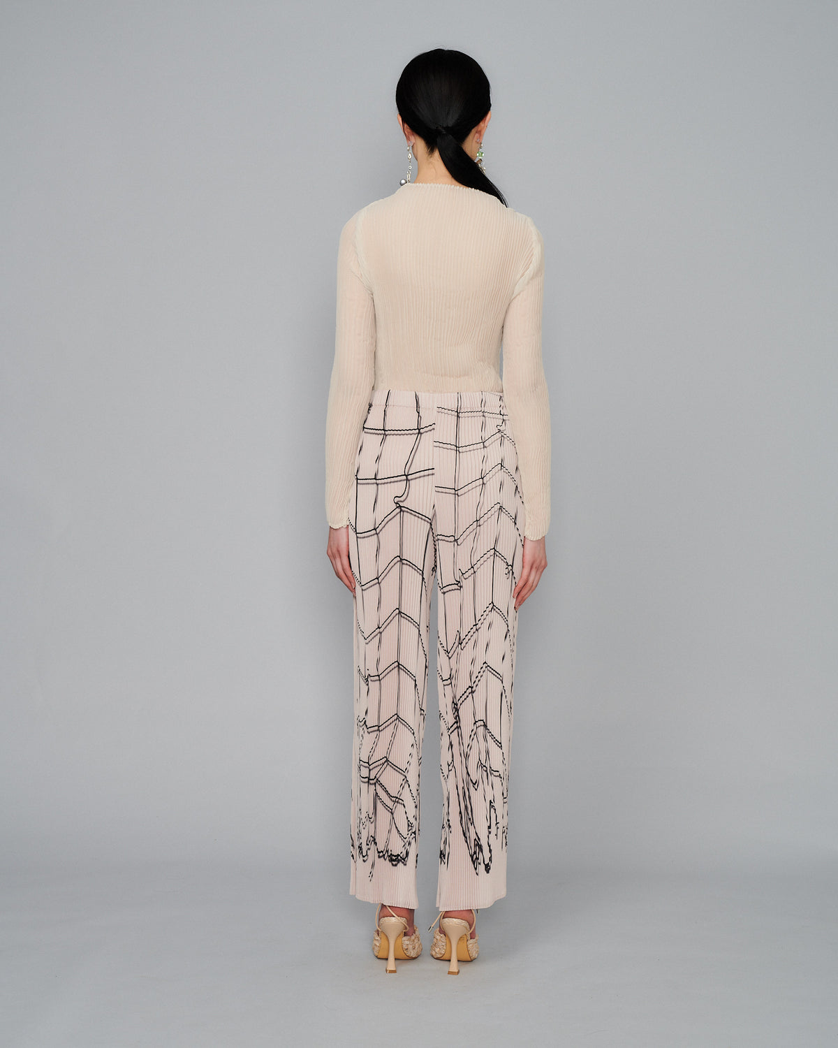 Lee Handpleated Top in Off-White