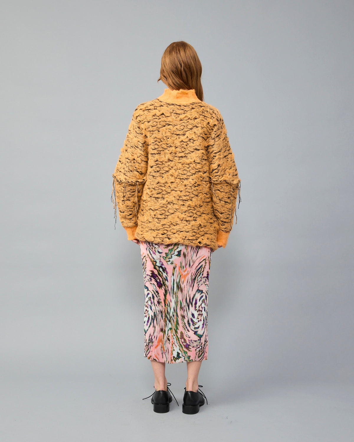 Hera Reversible Handknitted Pullover in Apricot