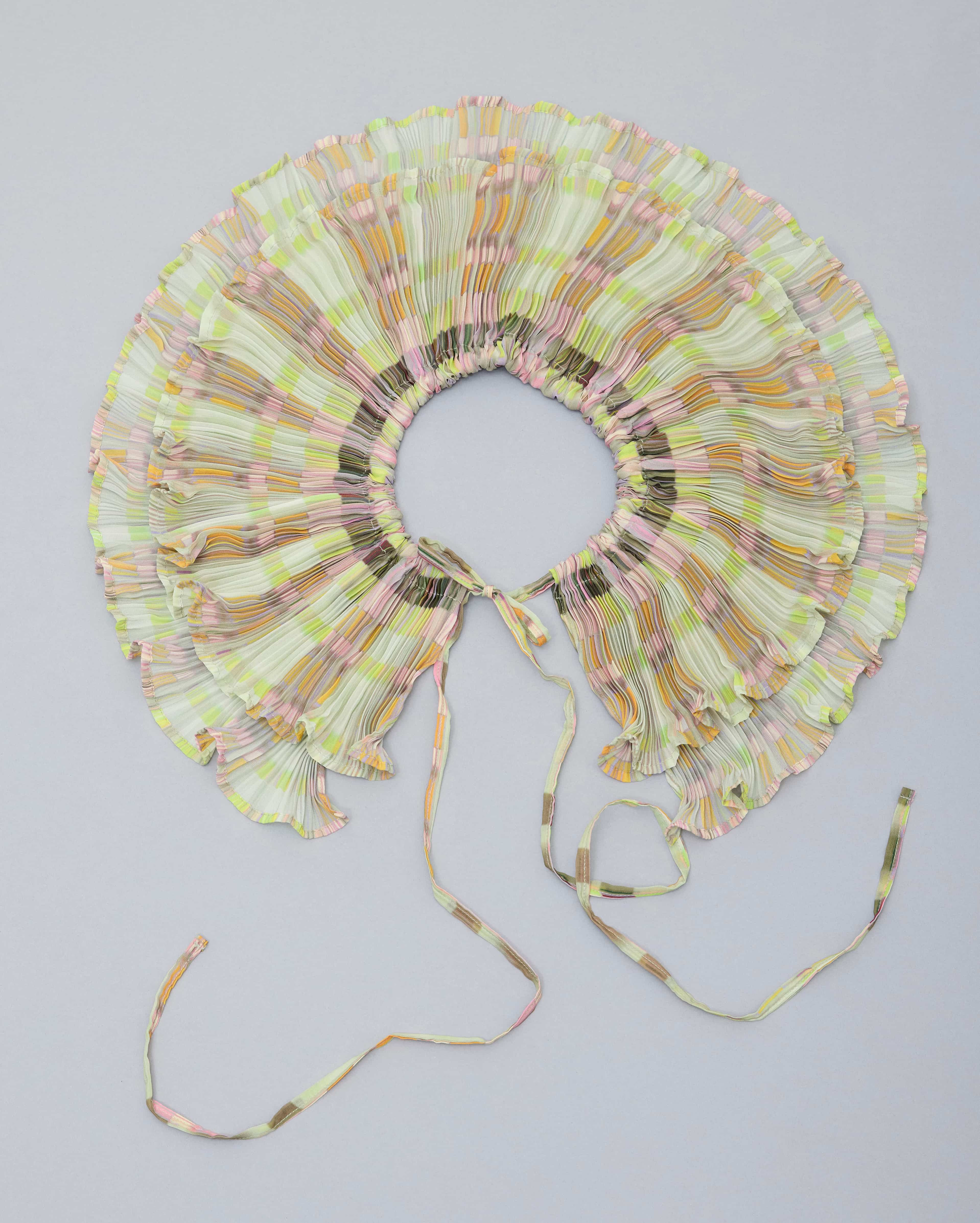 Winnie Pleated Collar in Radomir