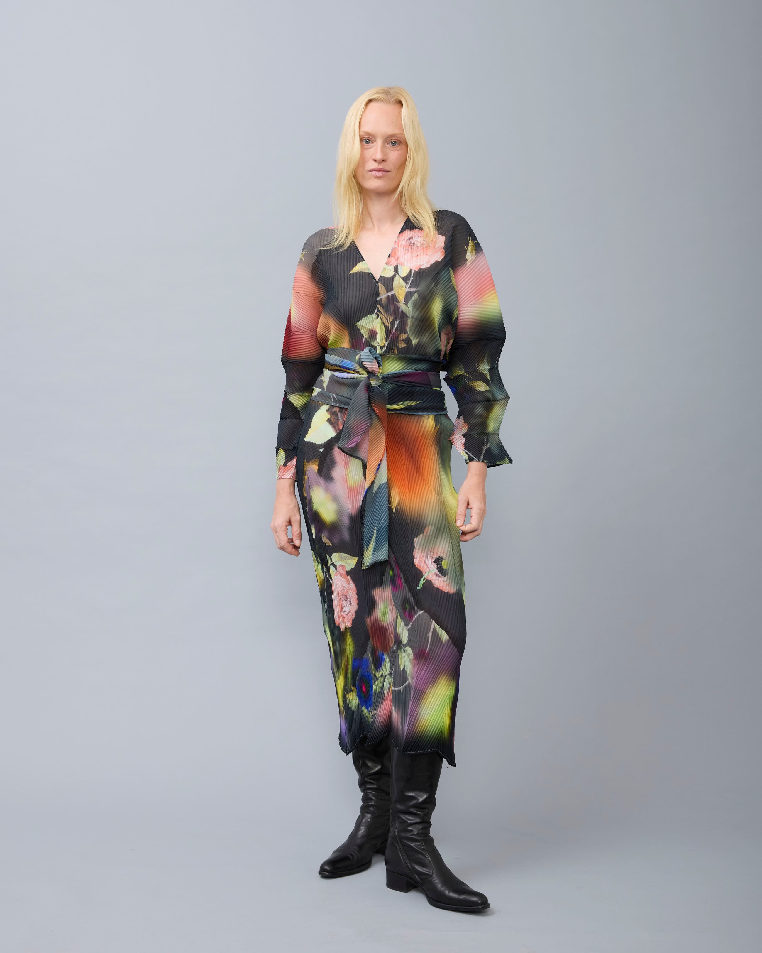 Sue Handpleated Kaftan in Edward