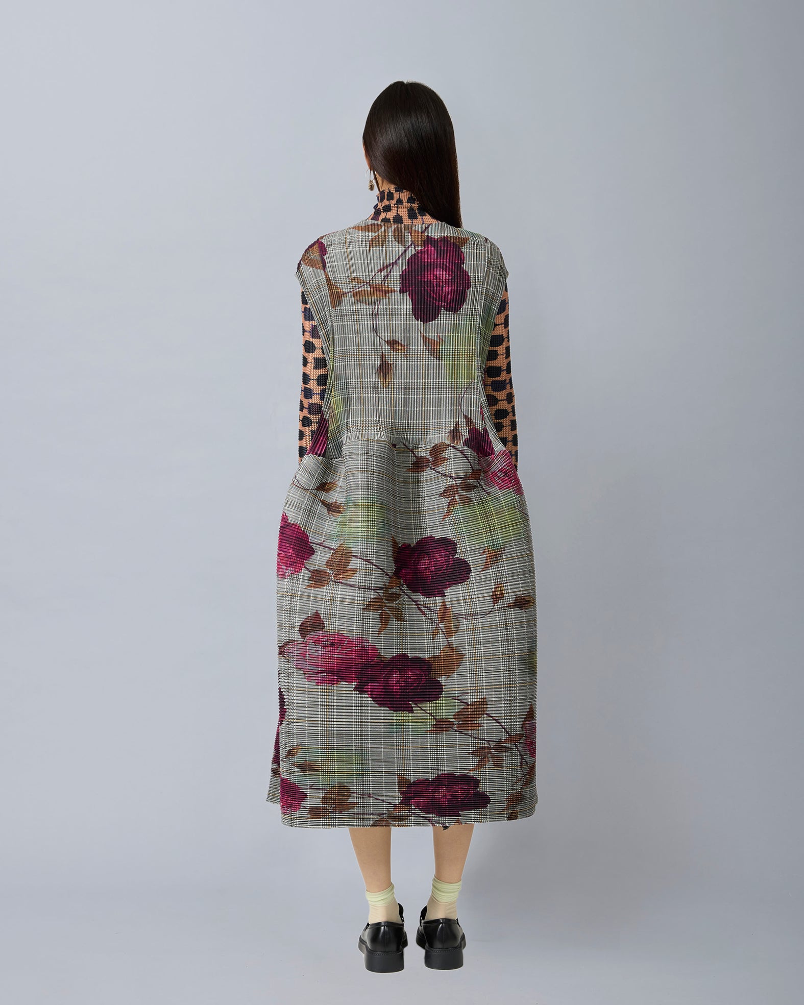 Maya Pleated Dress in Rosalind