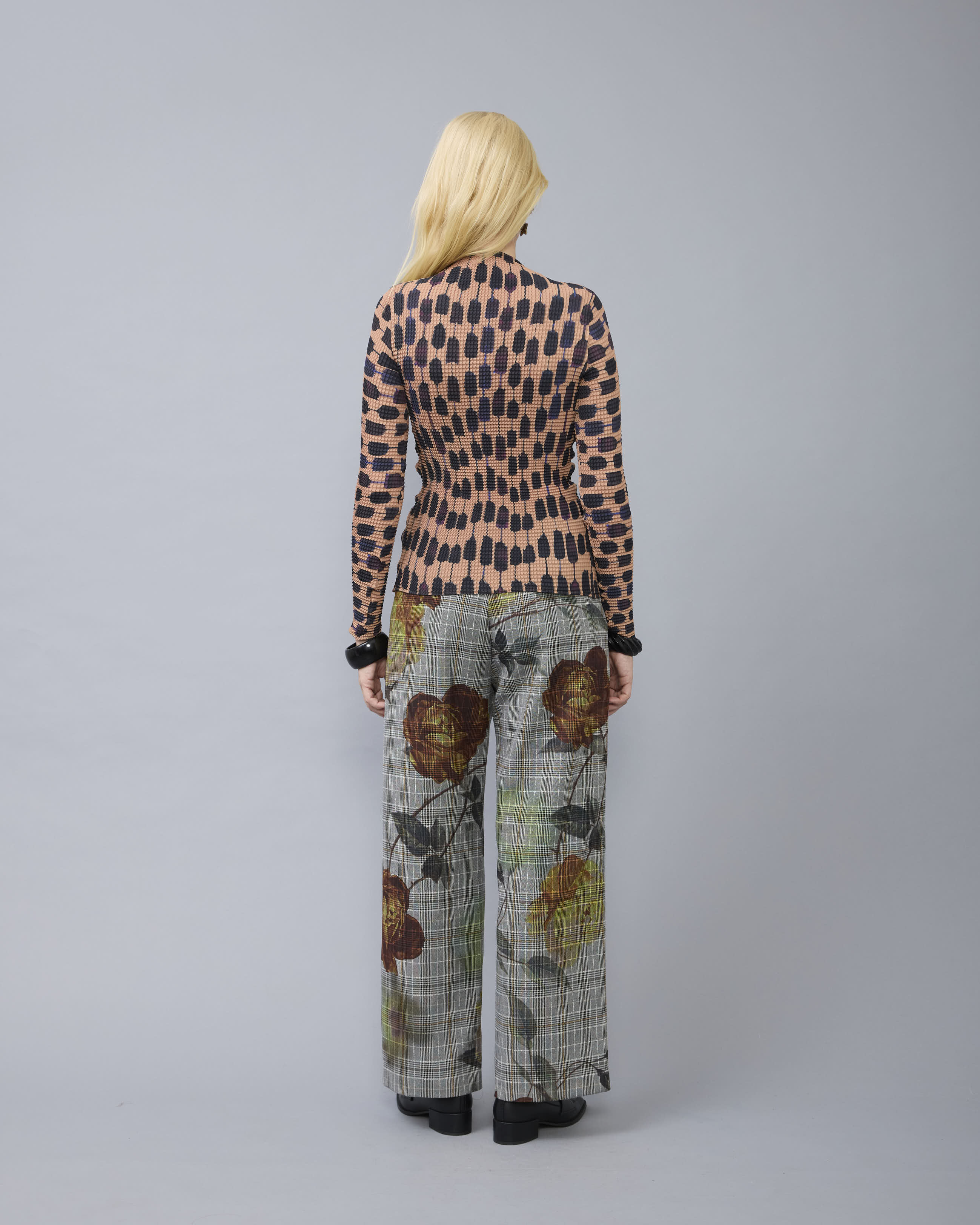 Susi Cross Pleated Top in Mia