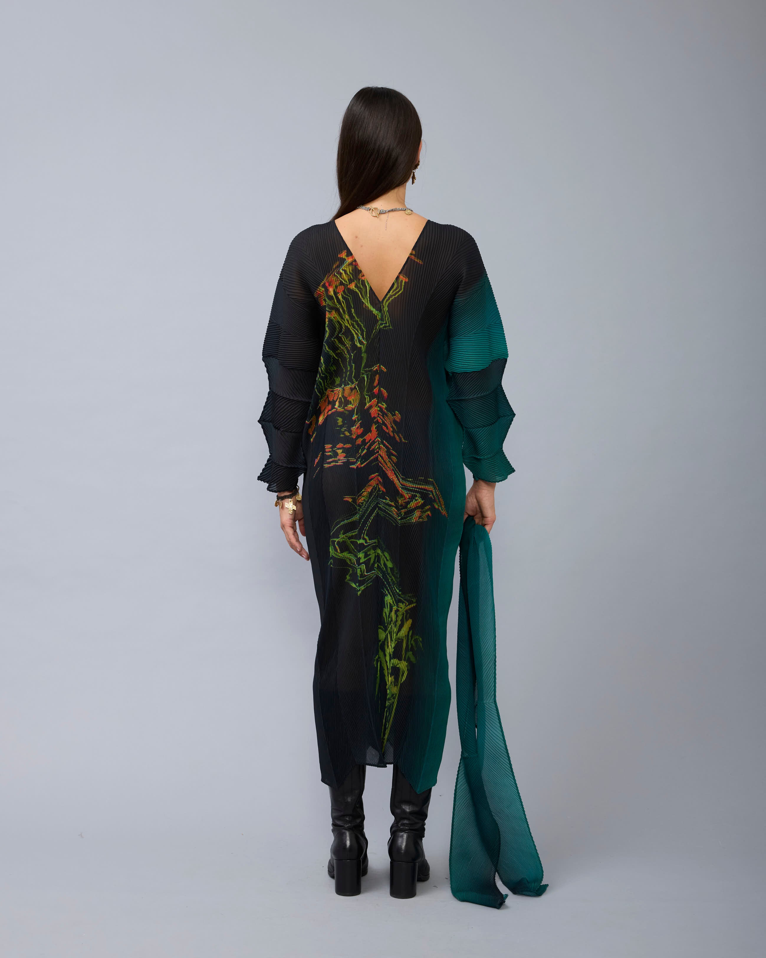 Sue Handpleated Kaftan in Patsy