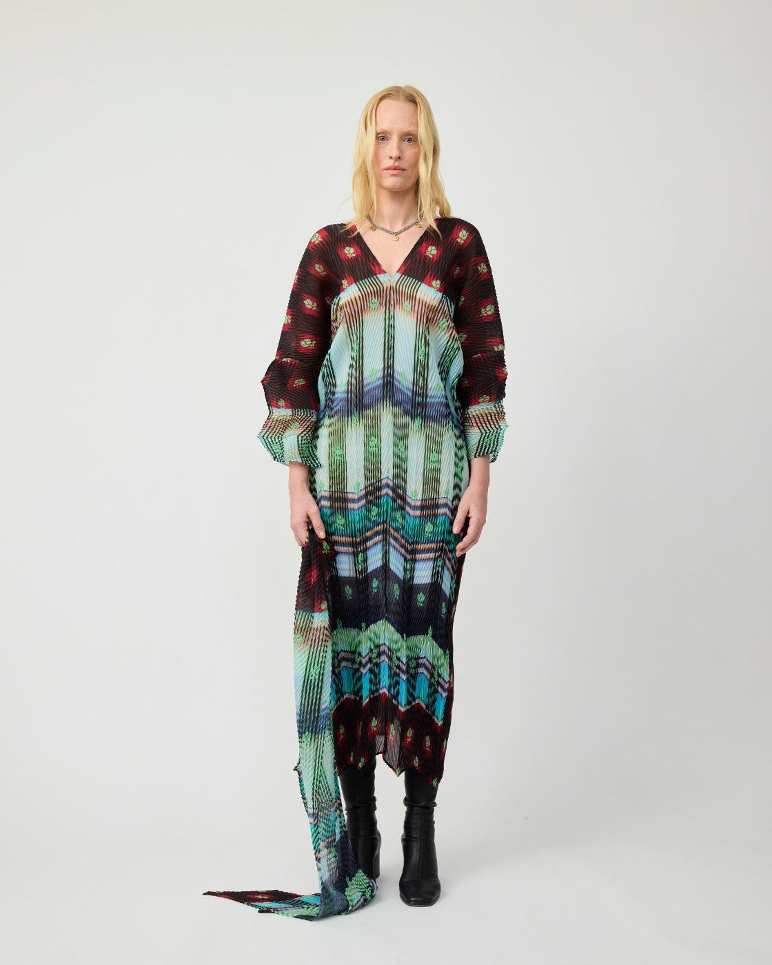 Sue Handpleated Kaftan in Light Helge