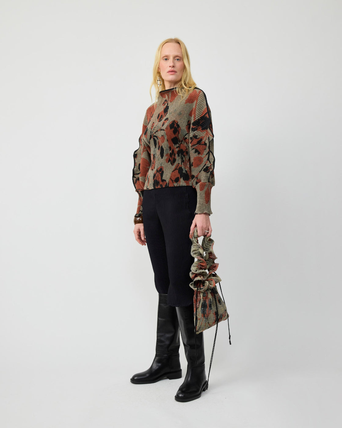 Radok Pleated Knit Pullover in Ingrid