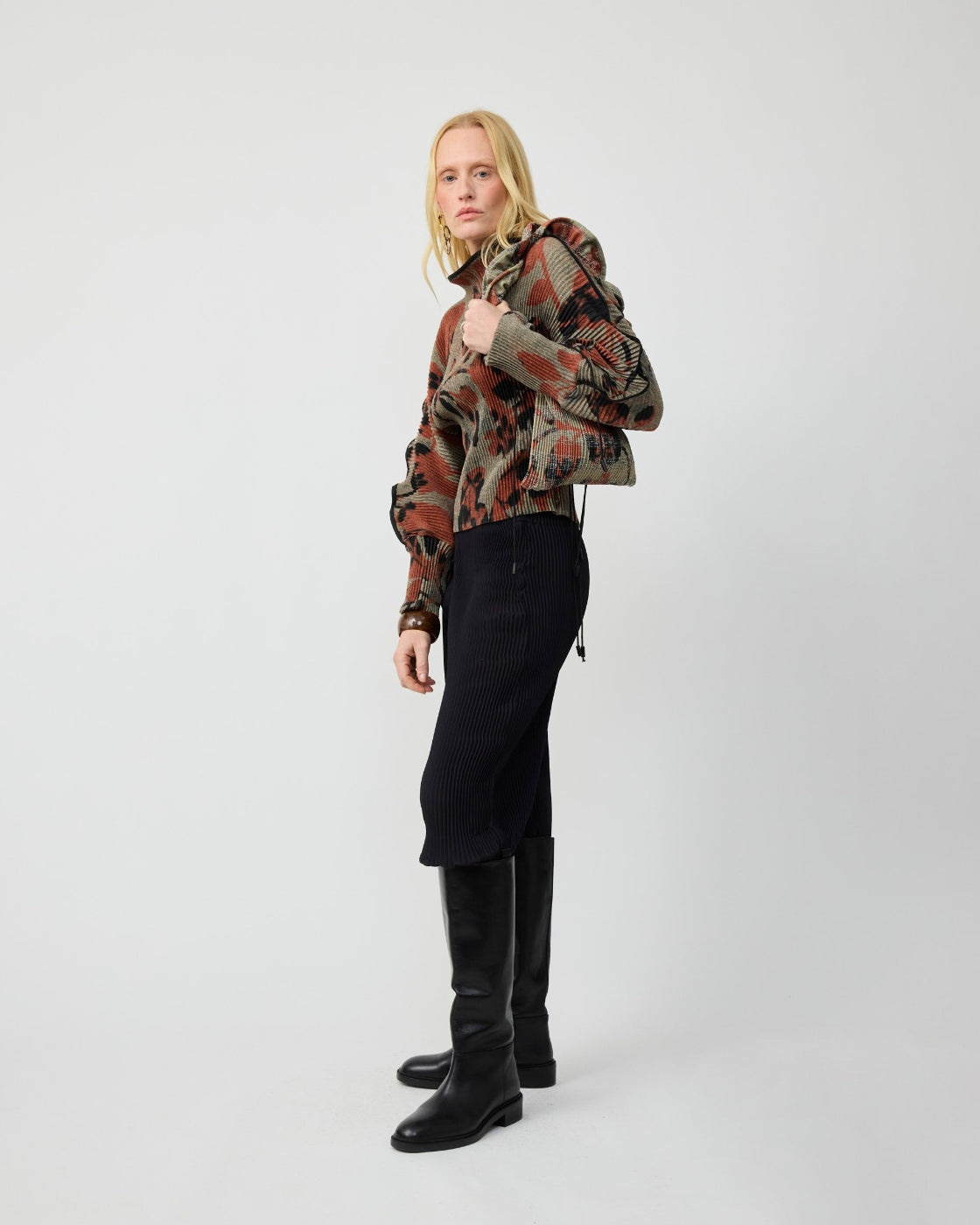 Radok Pleated Knit Pullover in Ingrid