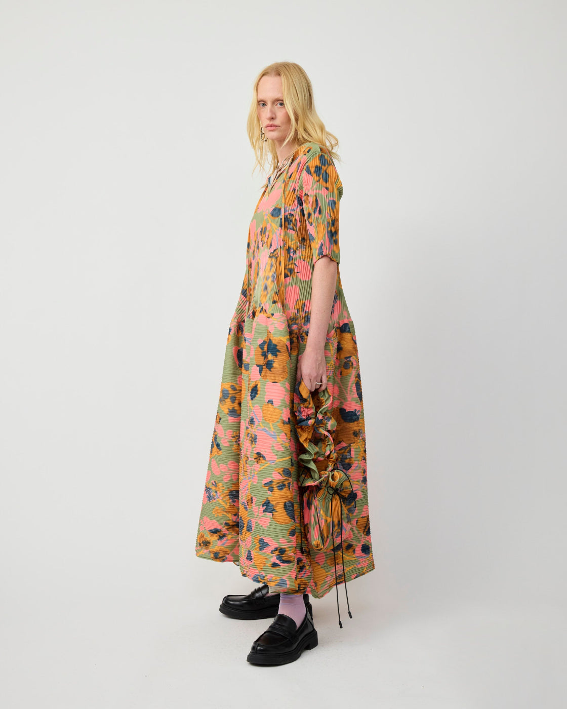 Knox Handpleated Dress in Peach Ingrid