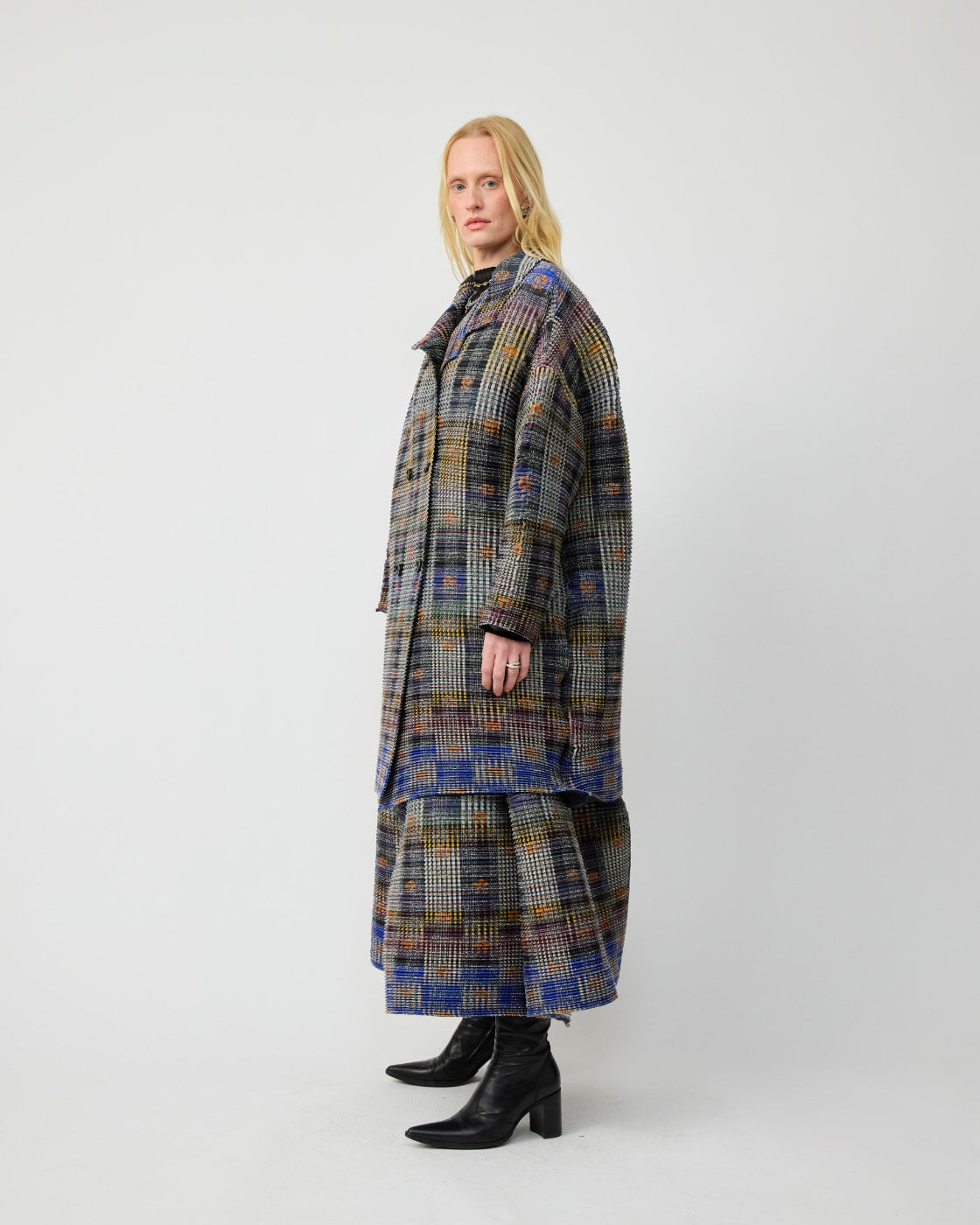 Johan Pleated Tartan Coat in Helge