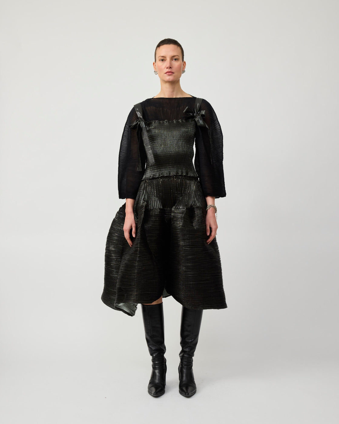 Kenza Handpleated Skirt in Moss Metallic