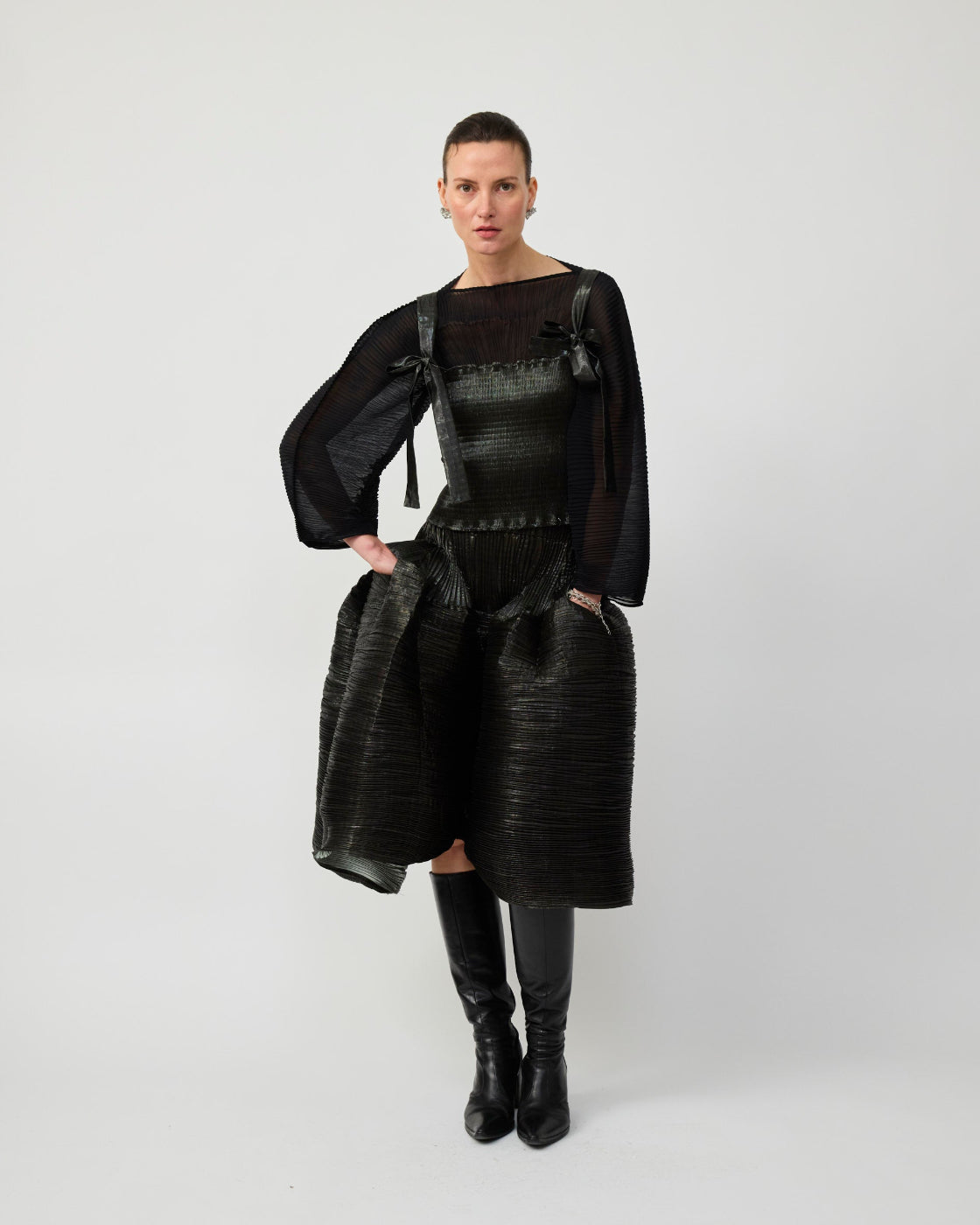 Kenza Handpleated Skirt in Moss Metallic
