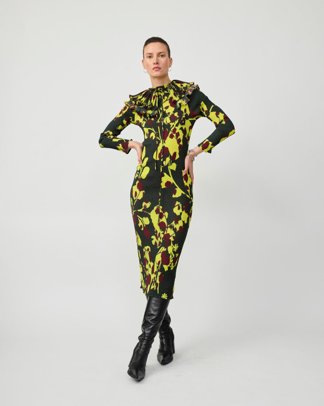 Winnie Pleated Collar in Electric Ingrid