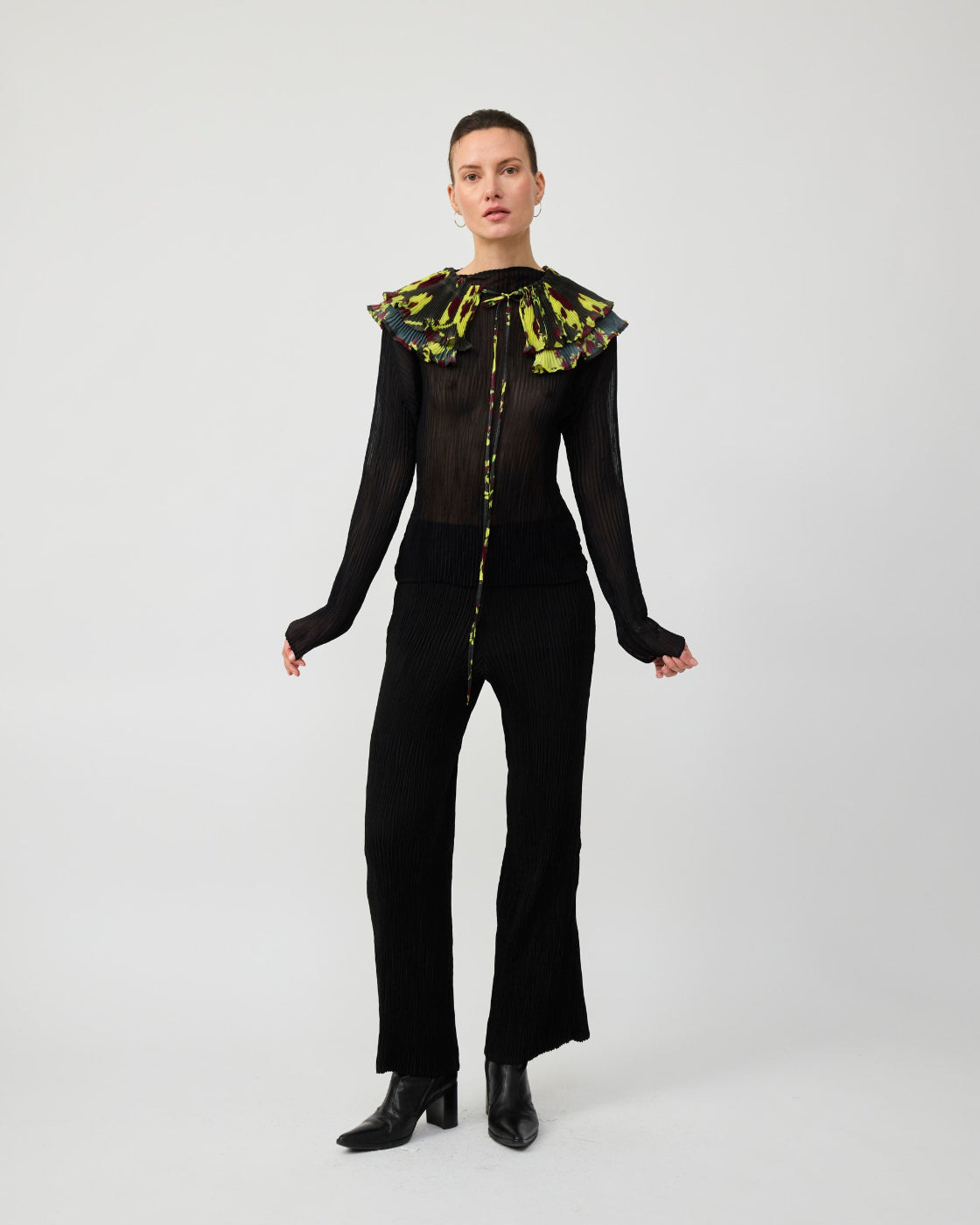 Winnie Pleated Collar in Electric Ingrid