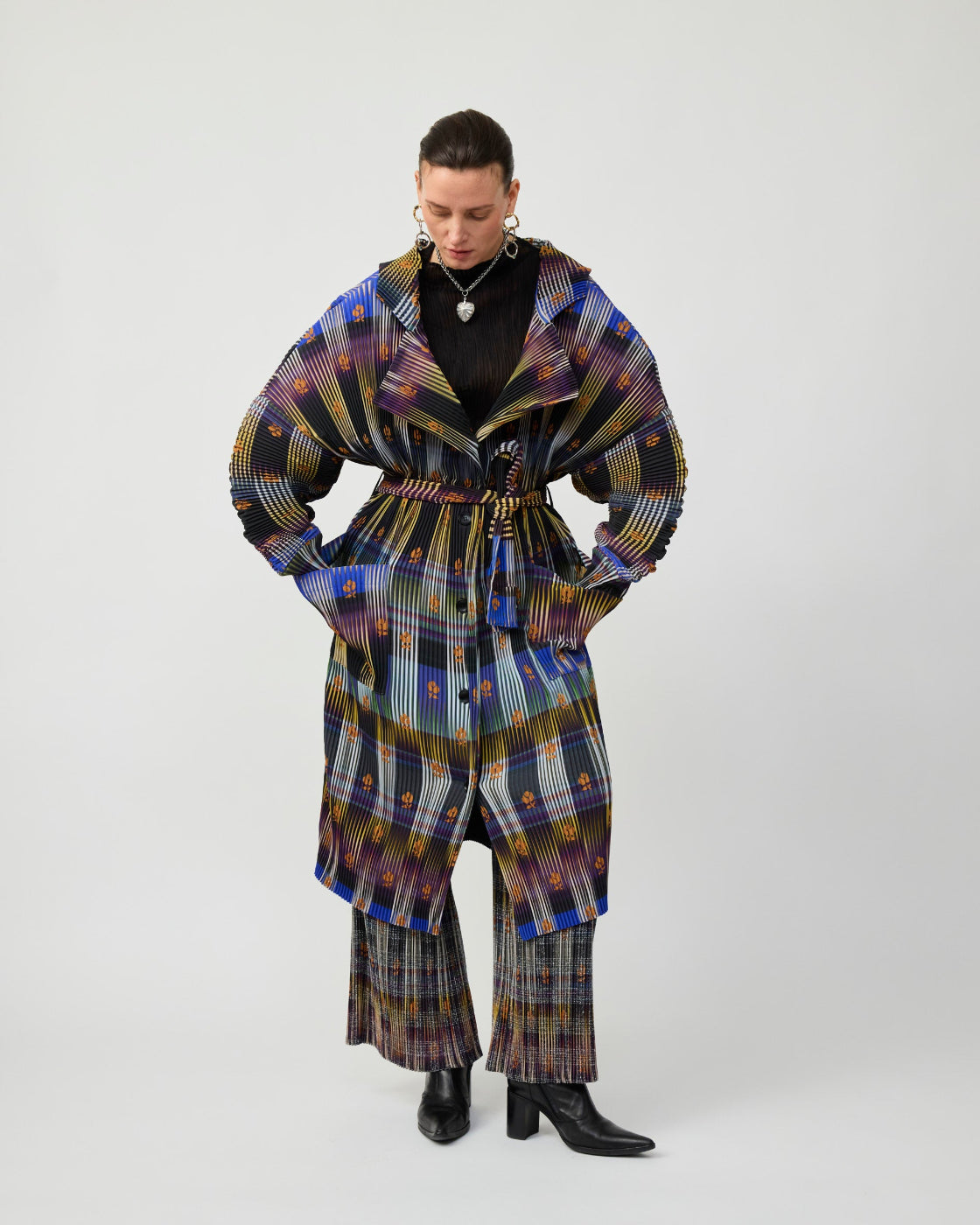 Konrad Pleated Coat in Helge