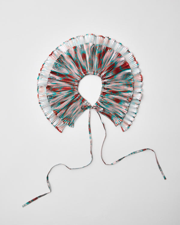Winnie Pleated Collar in Metallic Gallia