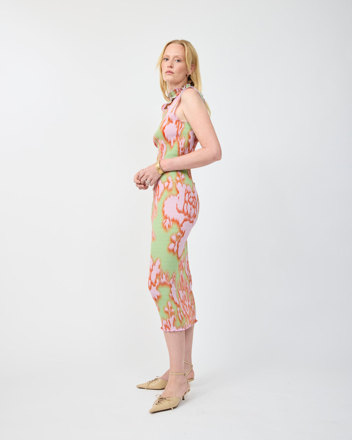 TITO SMOCK PLEATED DRESS IN BLUSH AUGUST