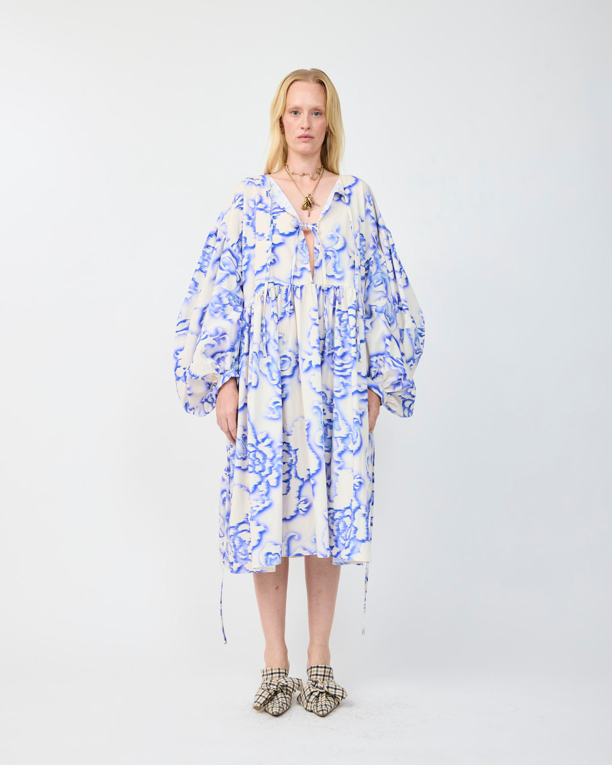 MARCI DRESS IN AUGUST