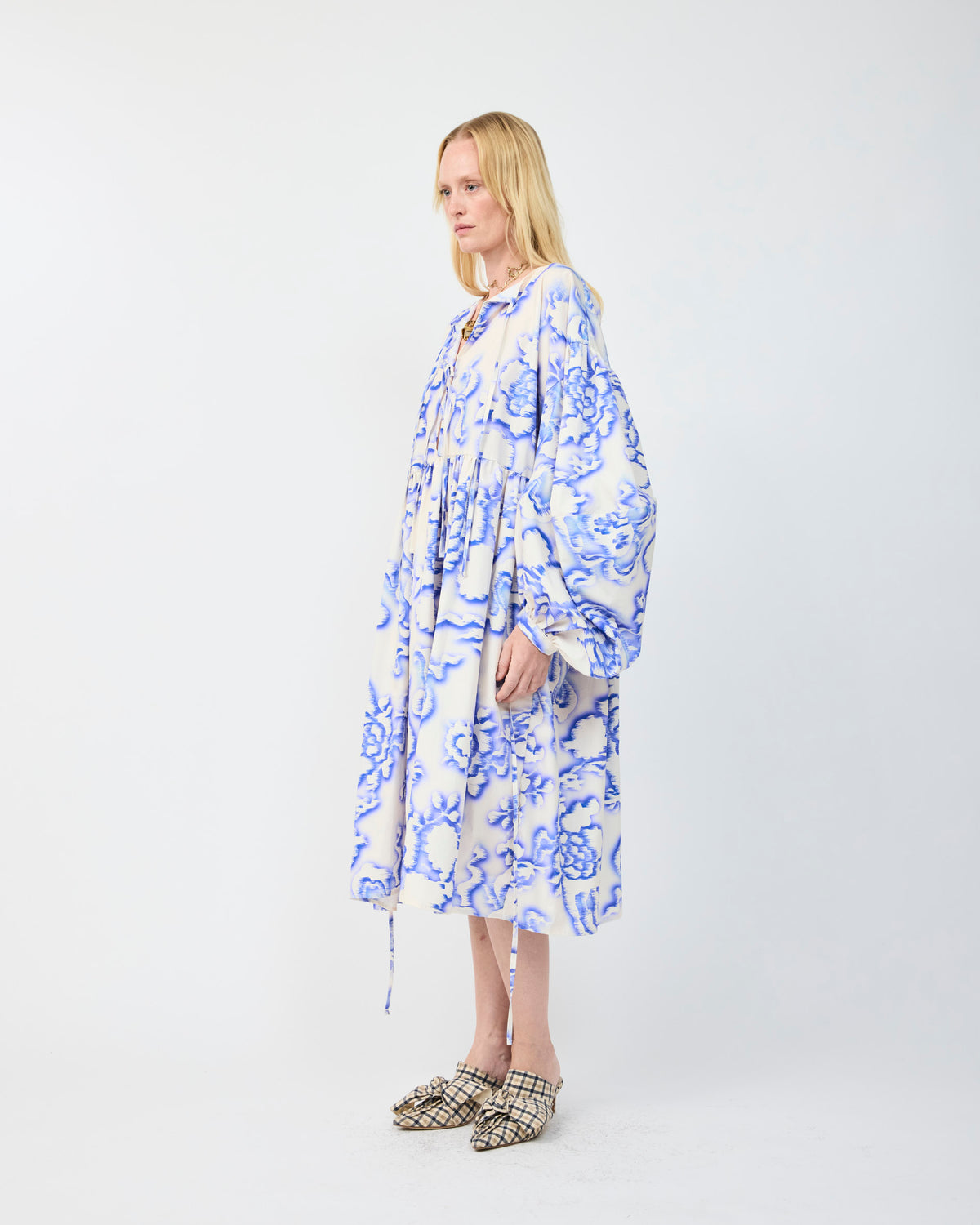MARCI DRESS IN AUGUST