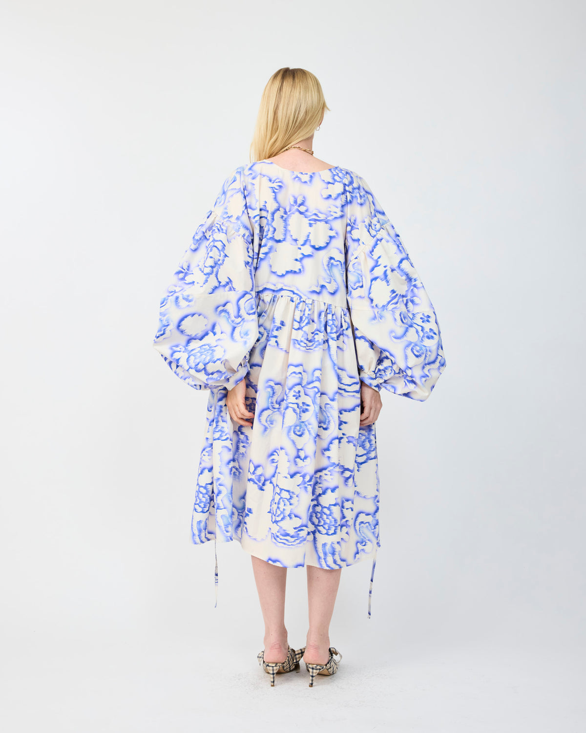 MARCI DRESS IN AUGUST