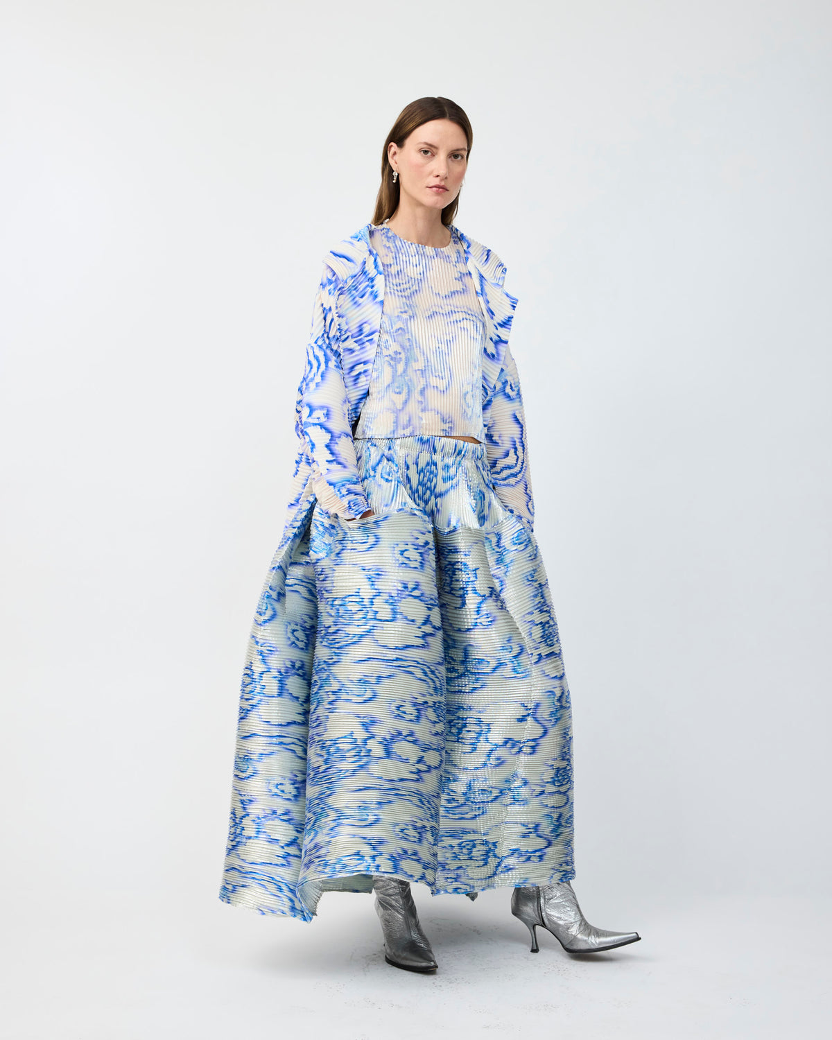 JOHAN HANDPLEATED COAT IN AUGUST