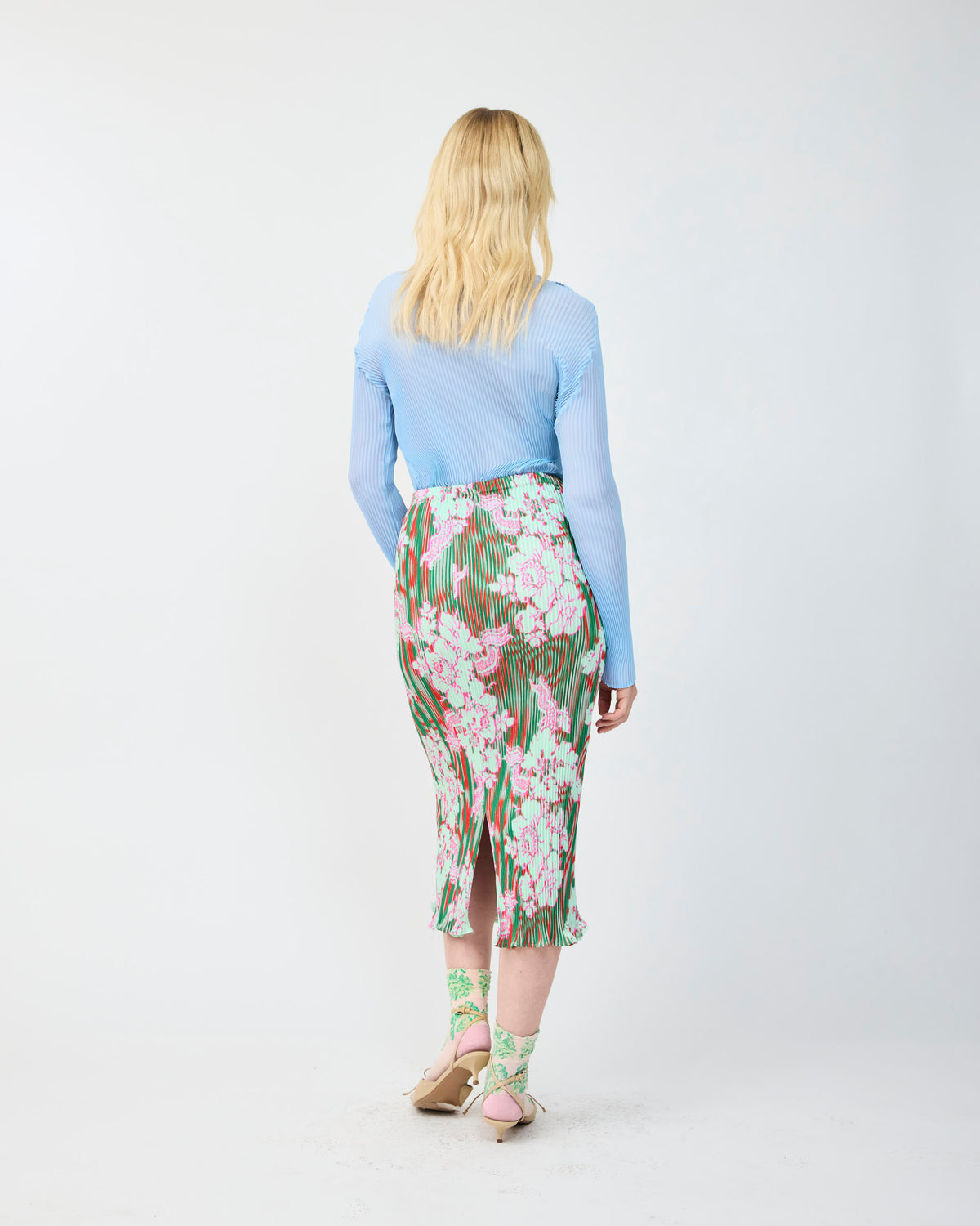 LEE PLEATED TOP IN BLUE
